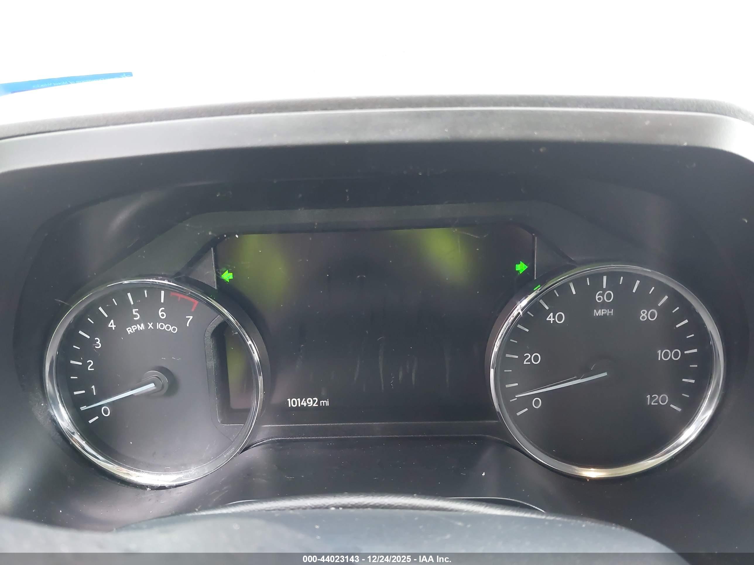 FORD EXPEDITION image 7