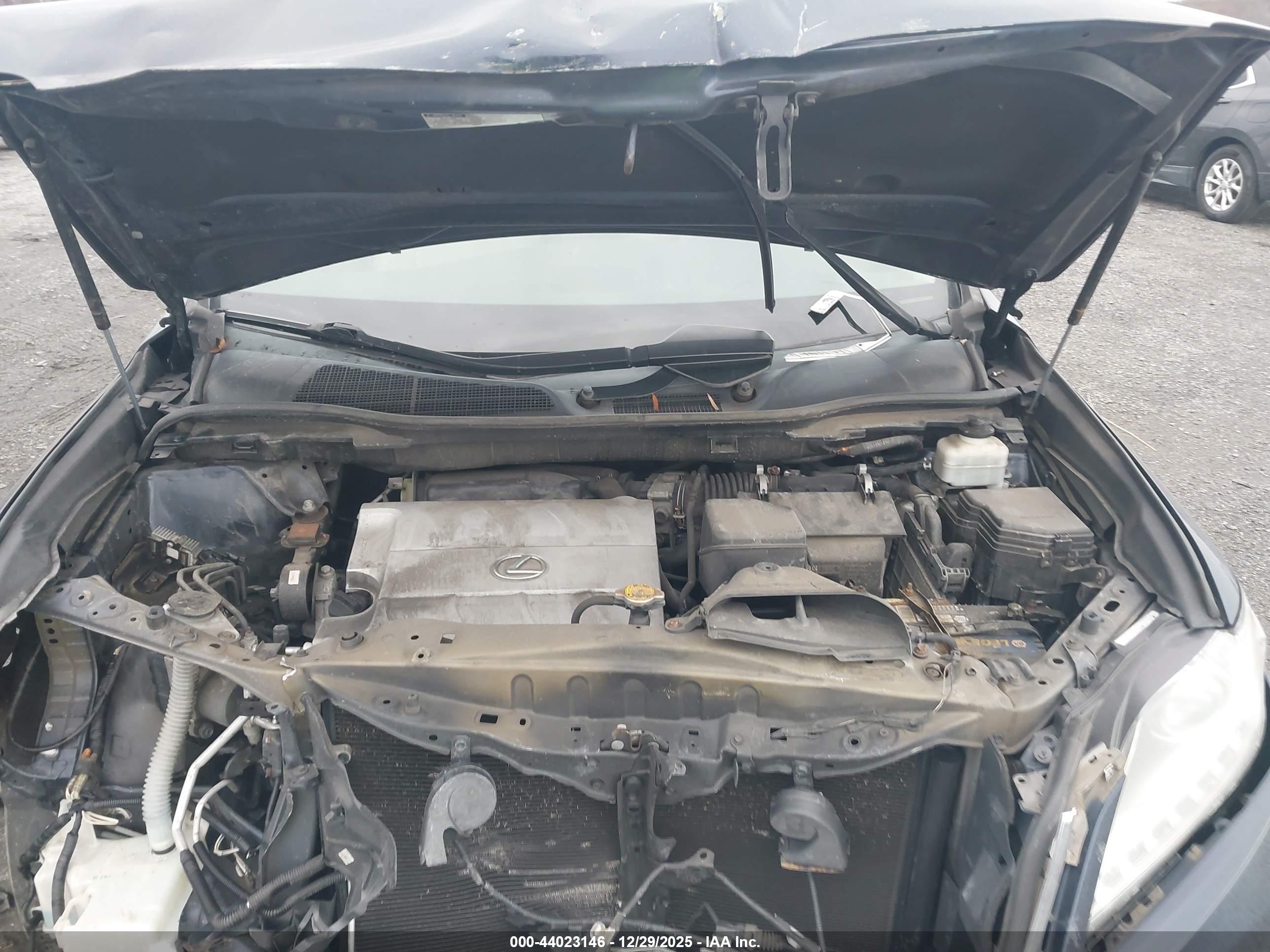 LEXUS RX image 10