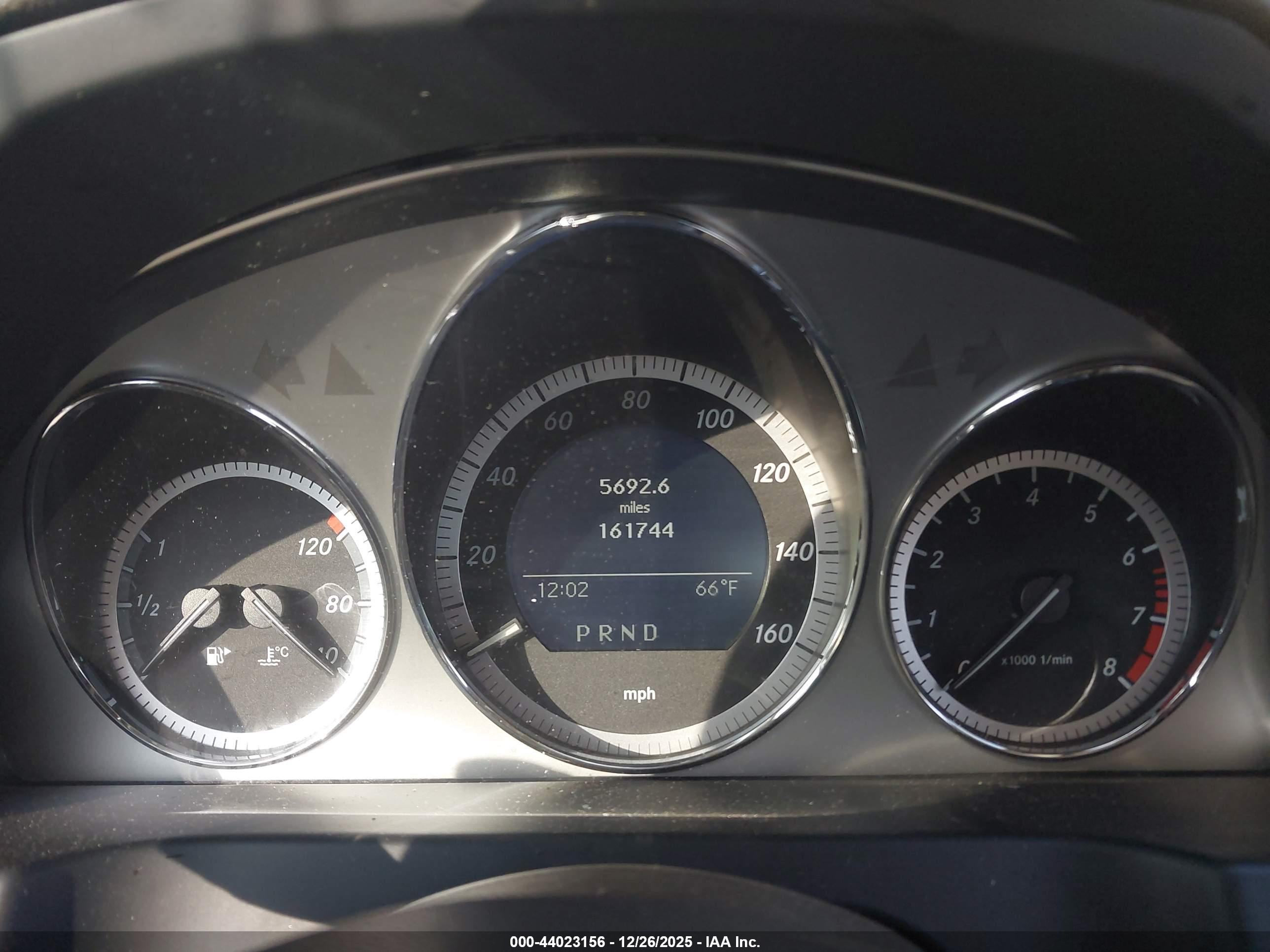 MERCEDES-BENZ C image 7