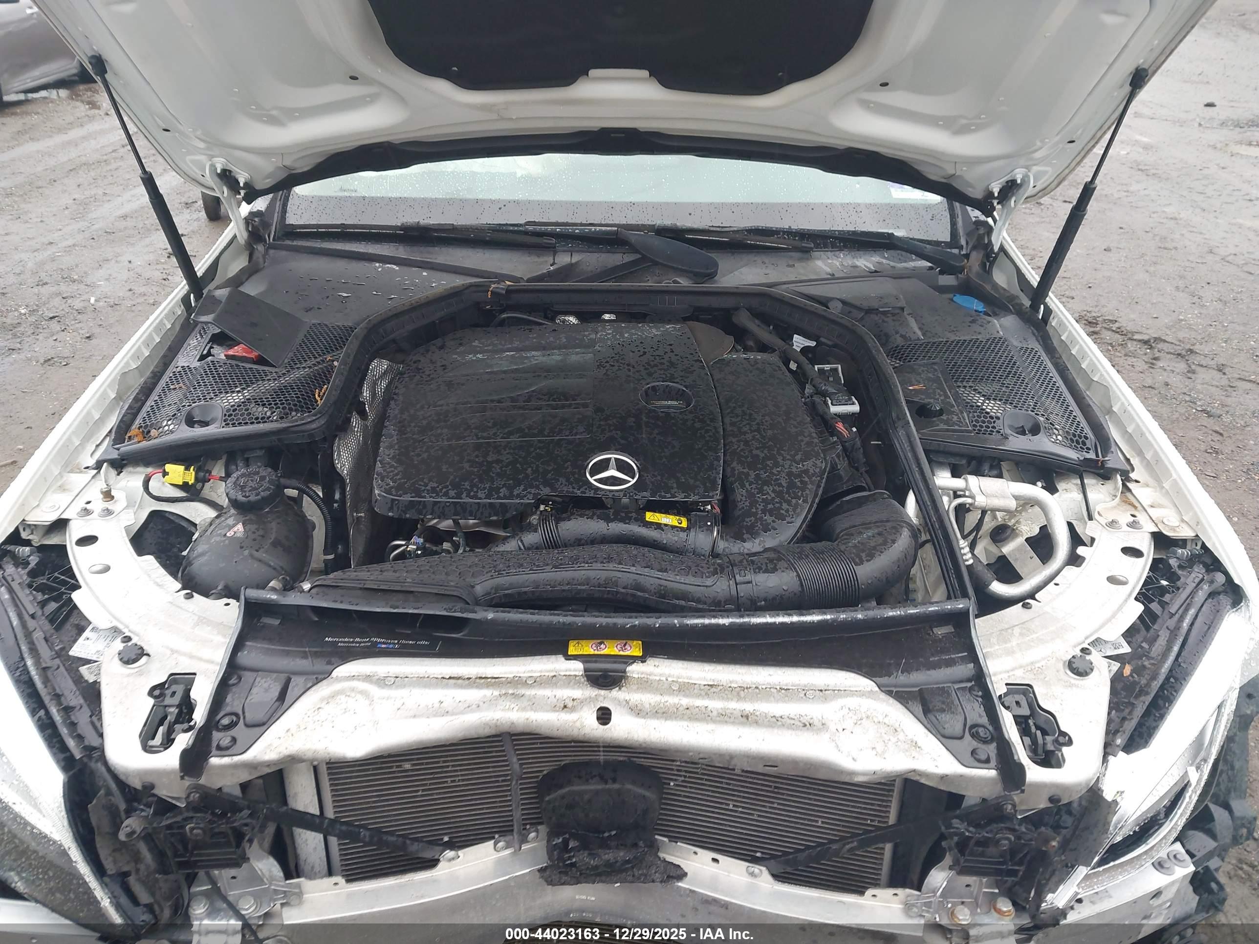 MERCEDES-BENZ C image 10