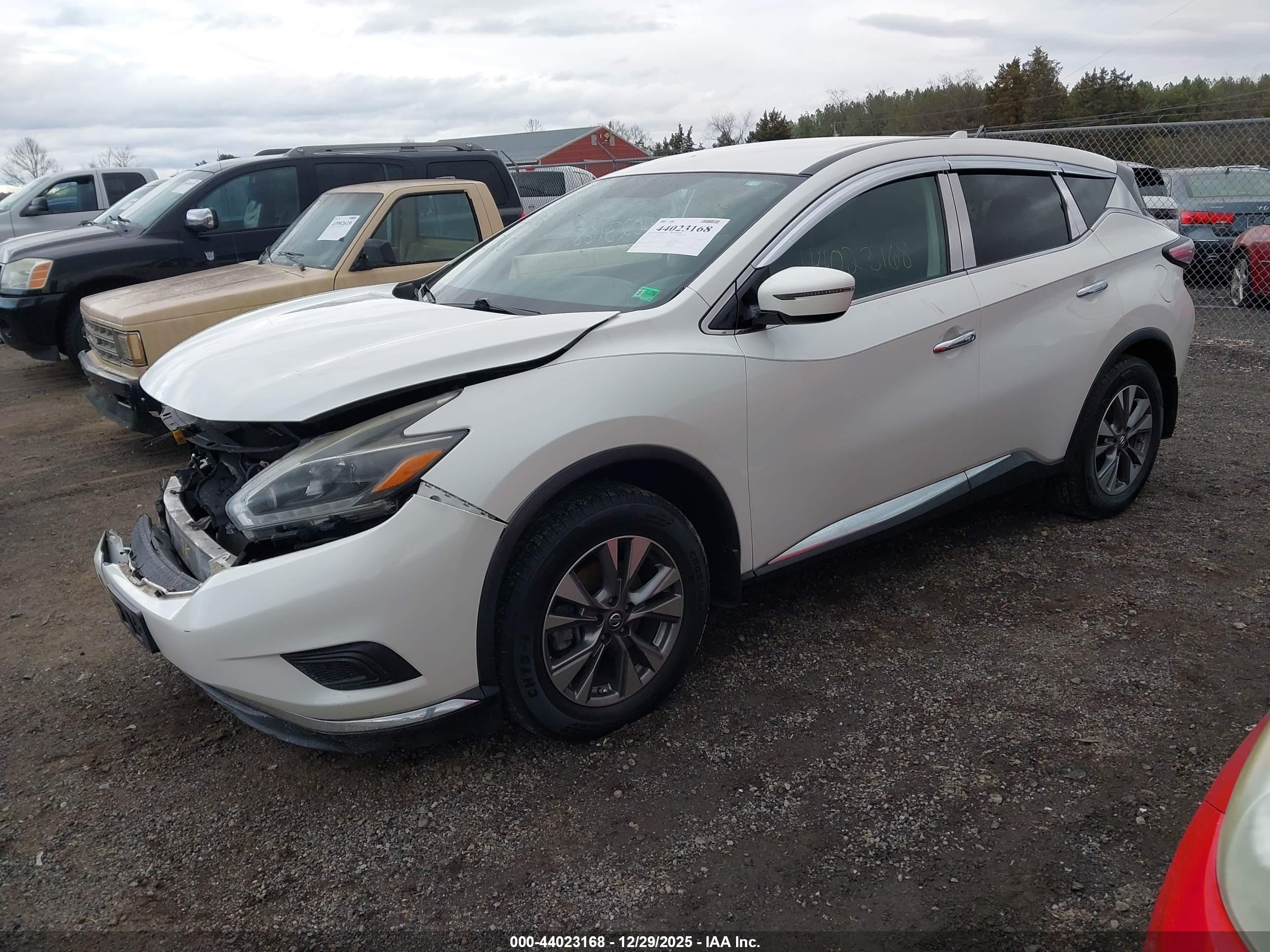 NISSAN MURANO image 2