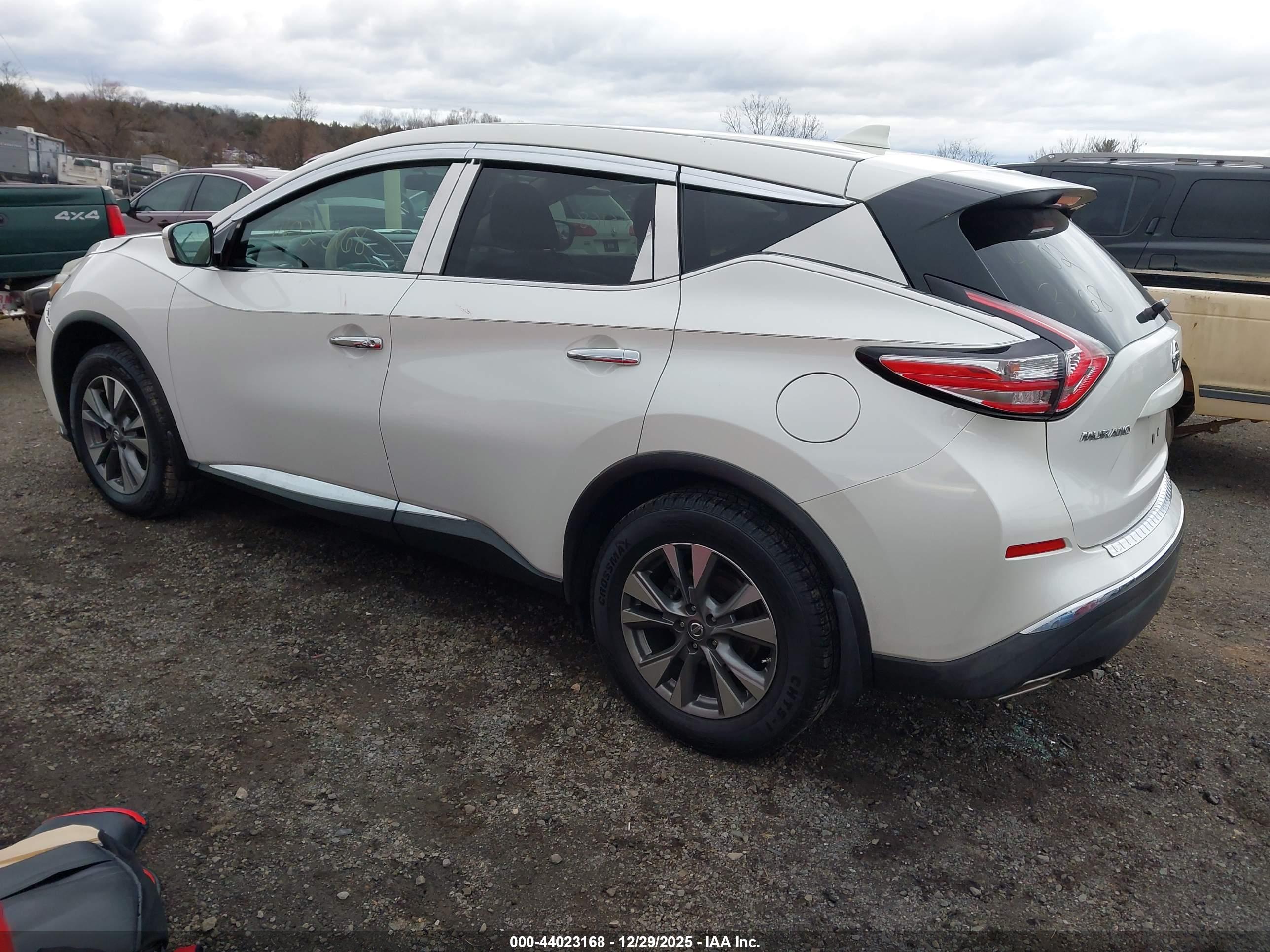 NISSAN MURANO image 3
