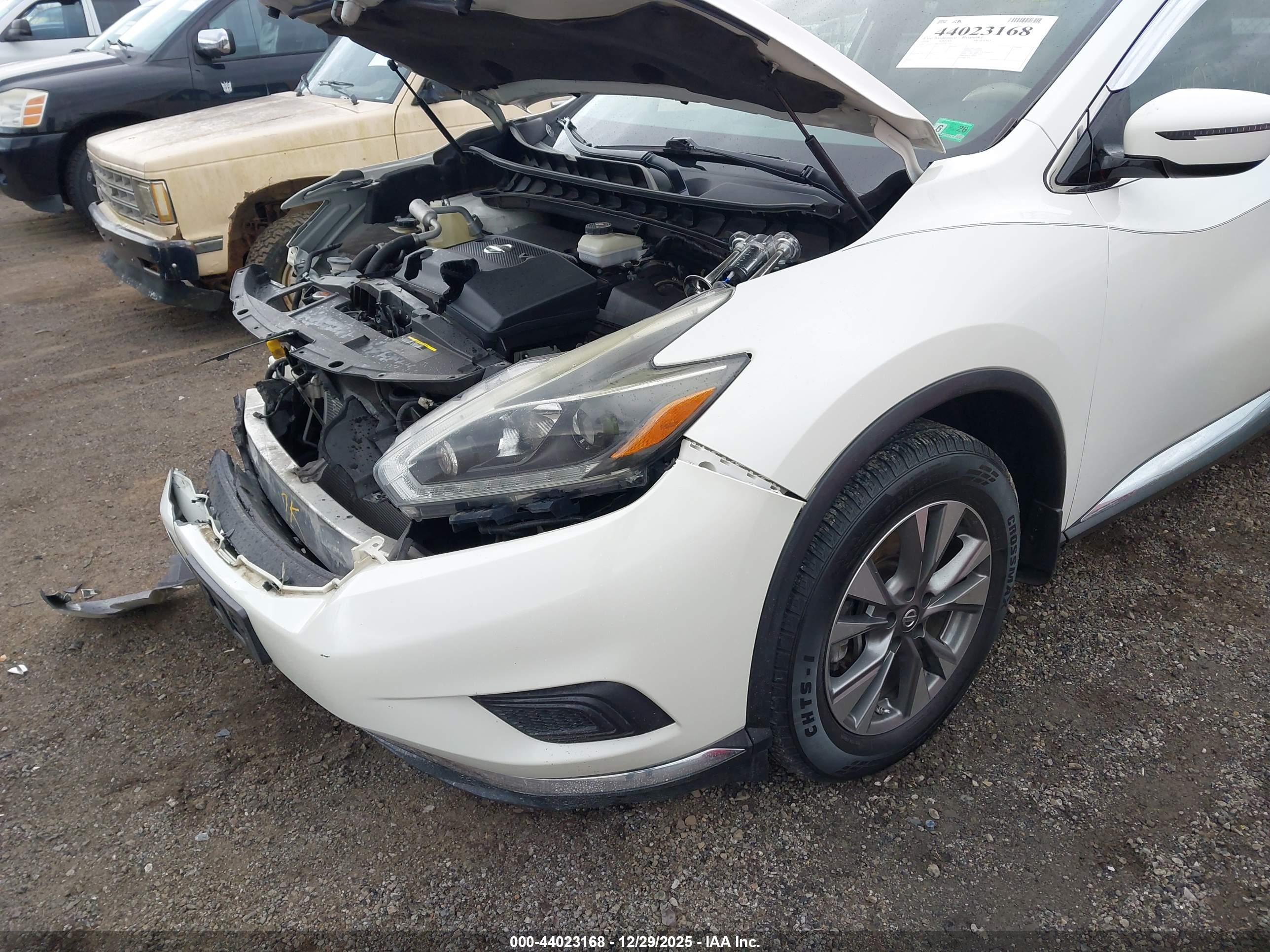 NISSAN MURANO image 6