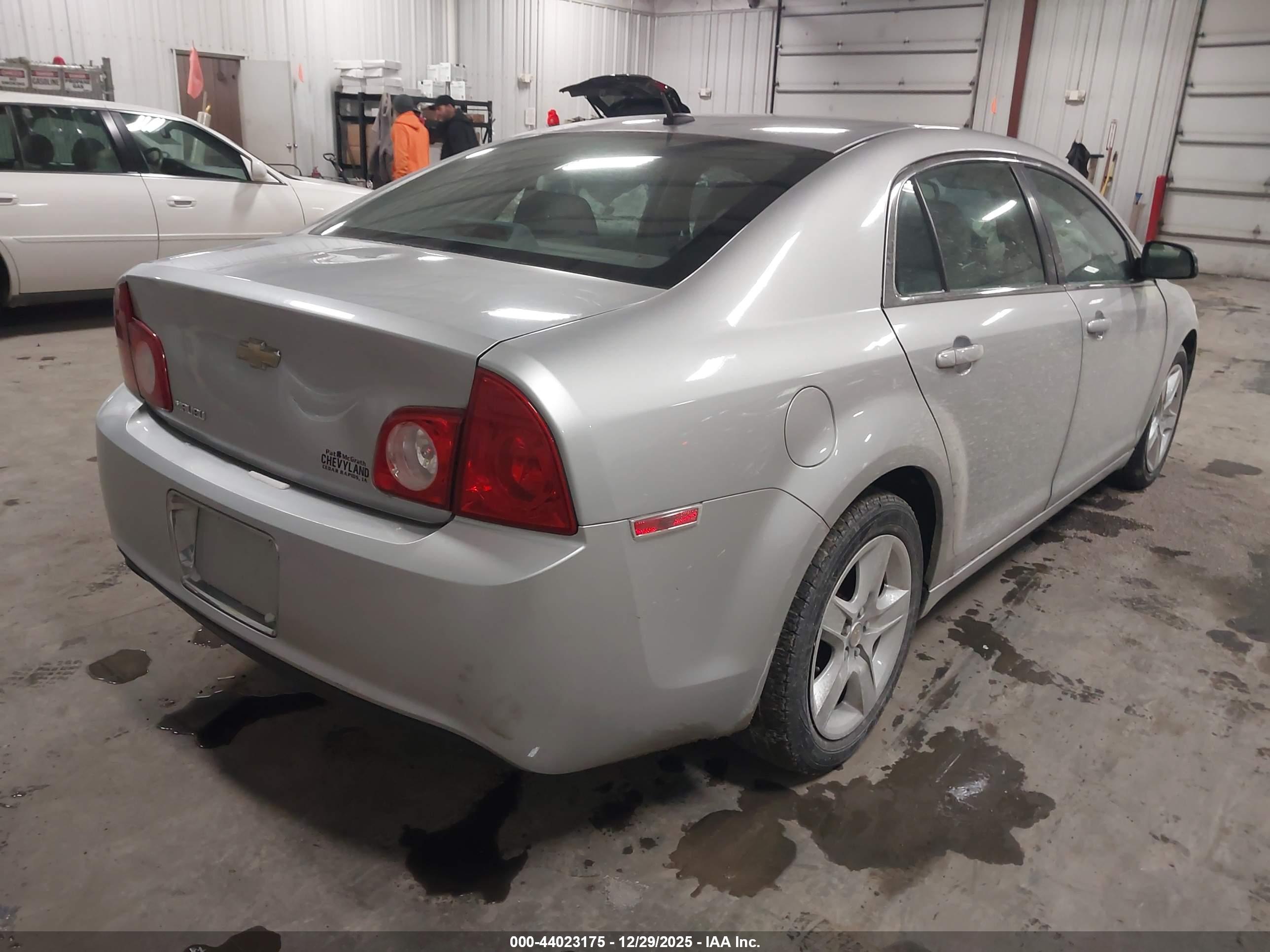 CHEVROLET MALIBU image 4