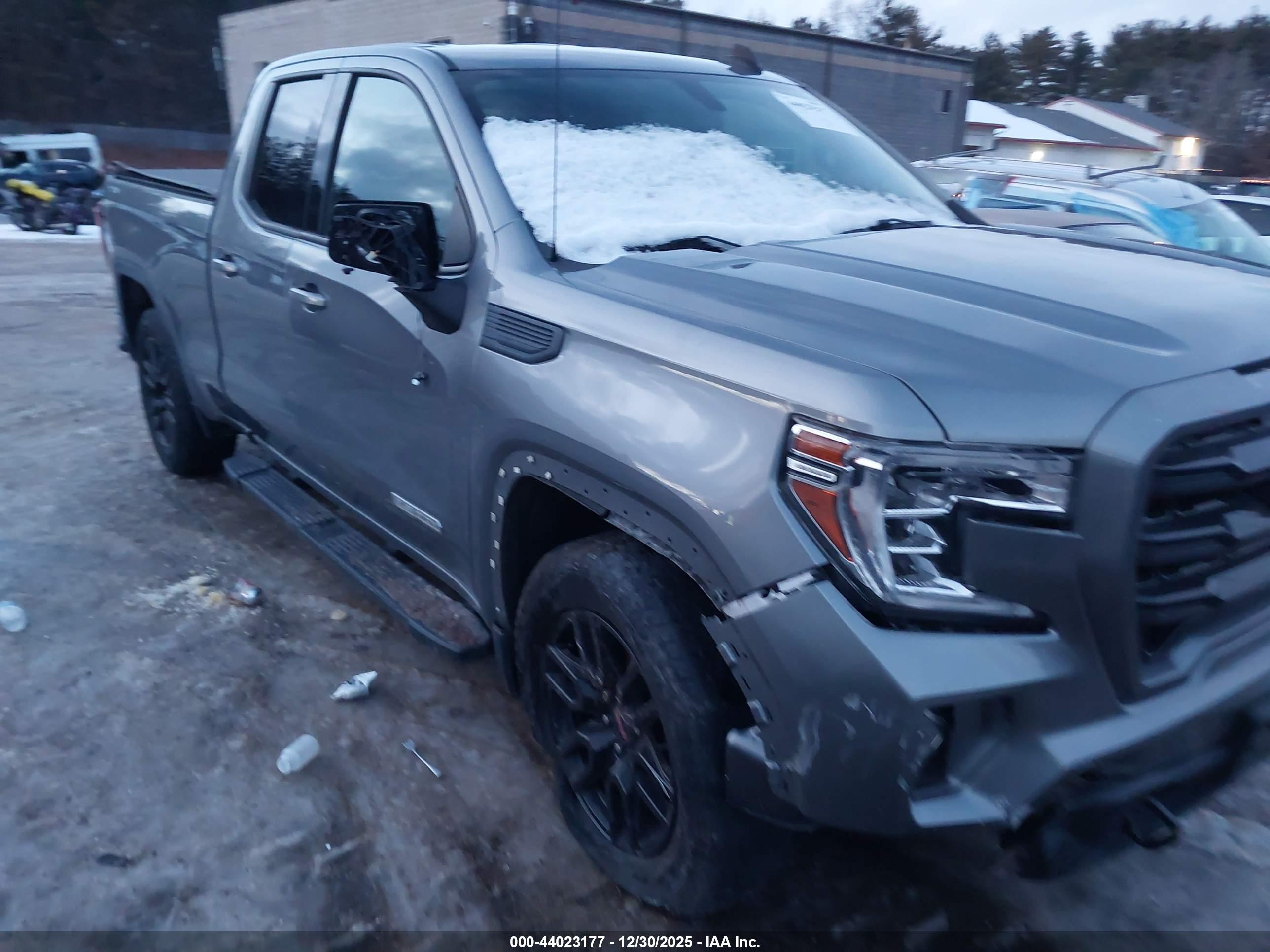 GMC SIERRA image 6