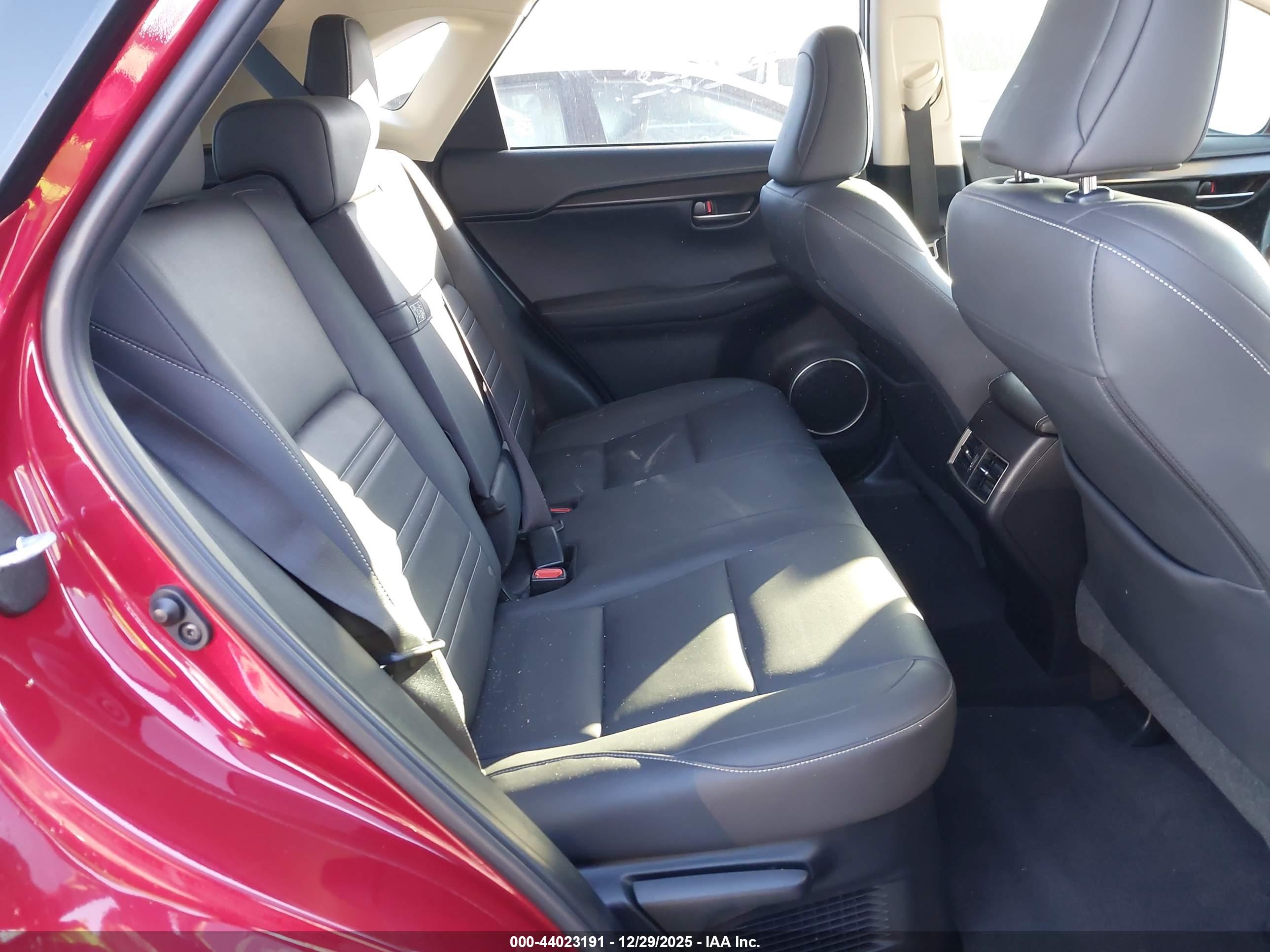 LEXUS NX image 8