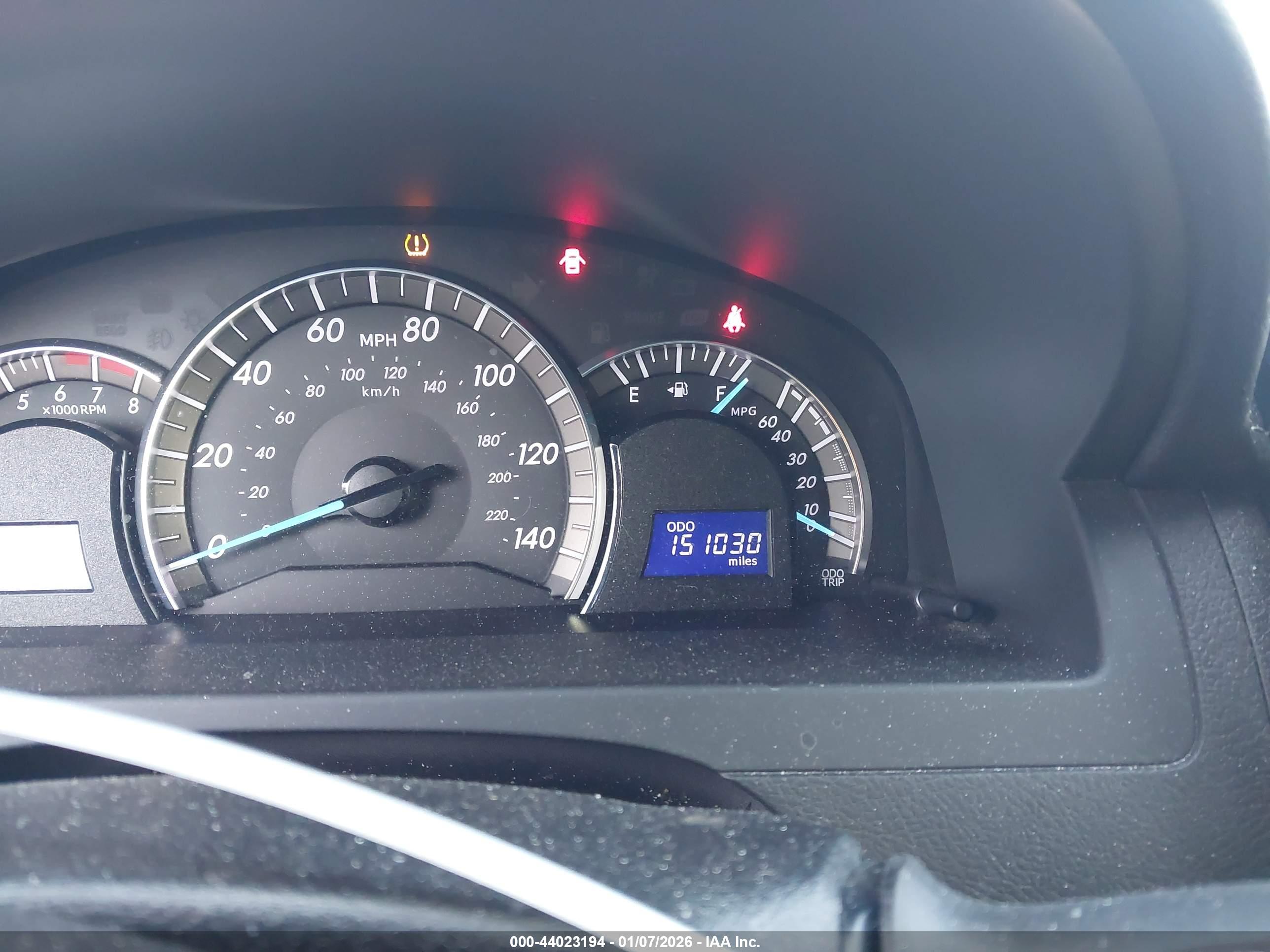 TOYOTA CAMRY image 7