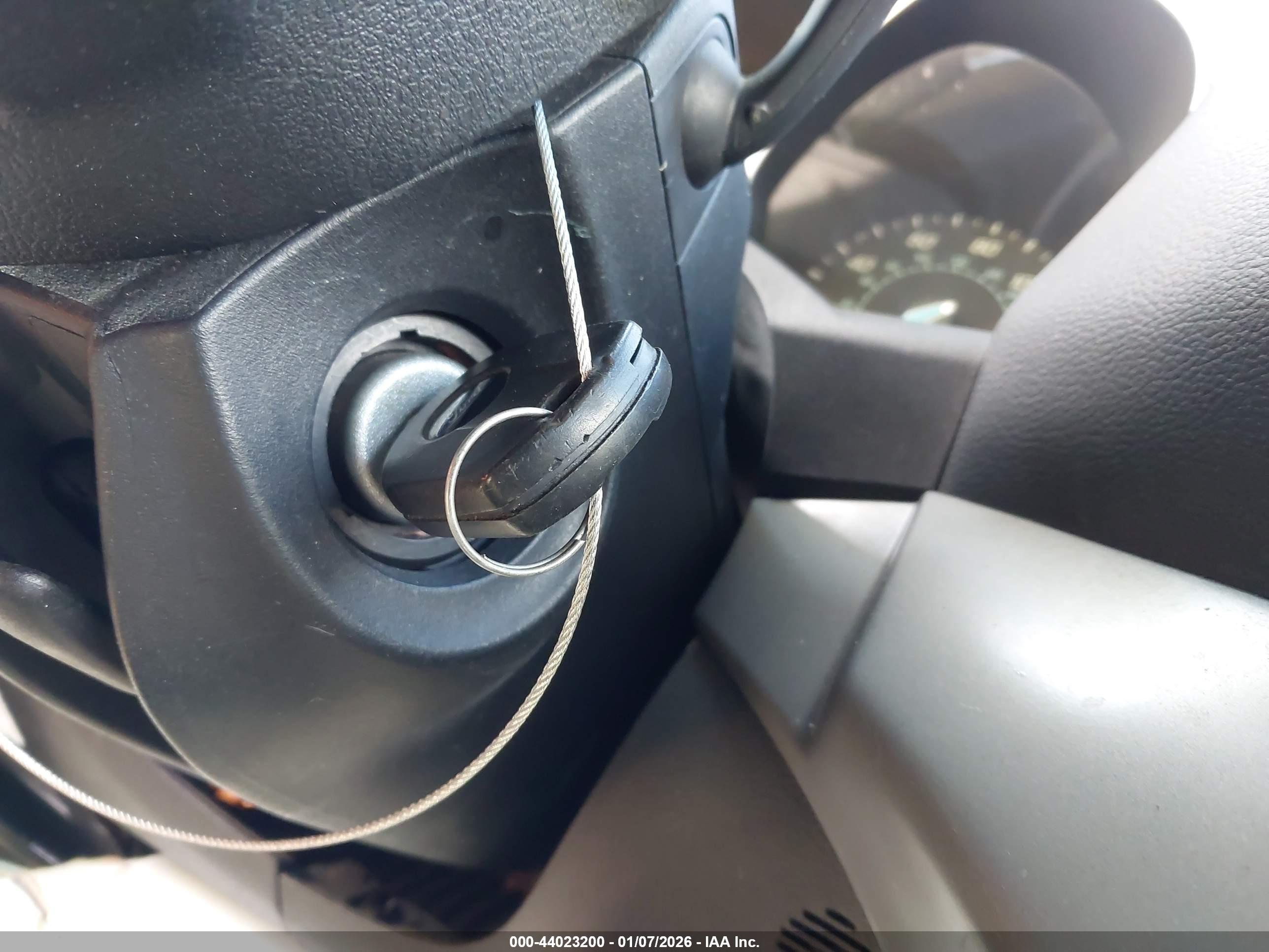 FORD ESCAPE image 11
