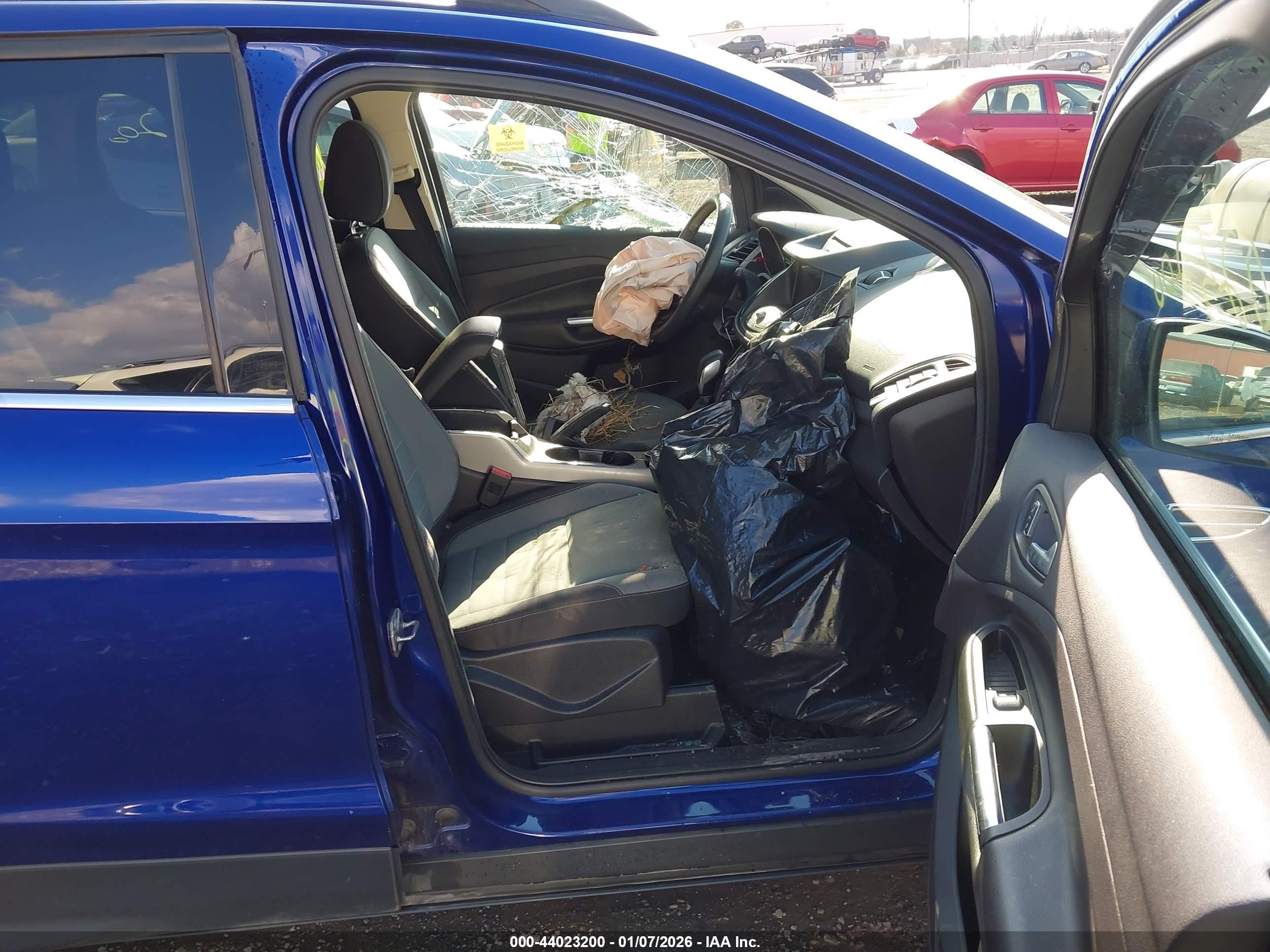 FORD ESCAPE image 5