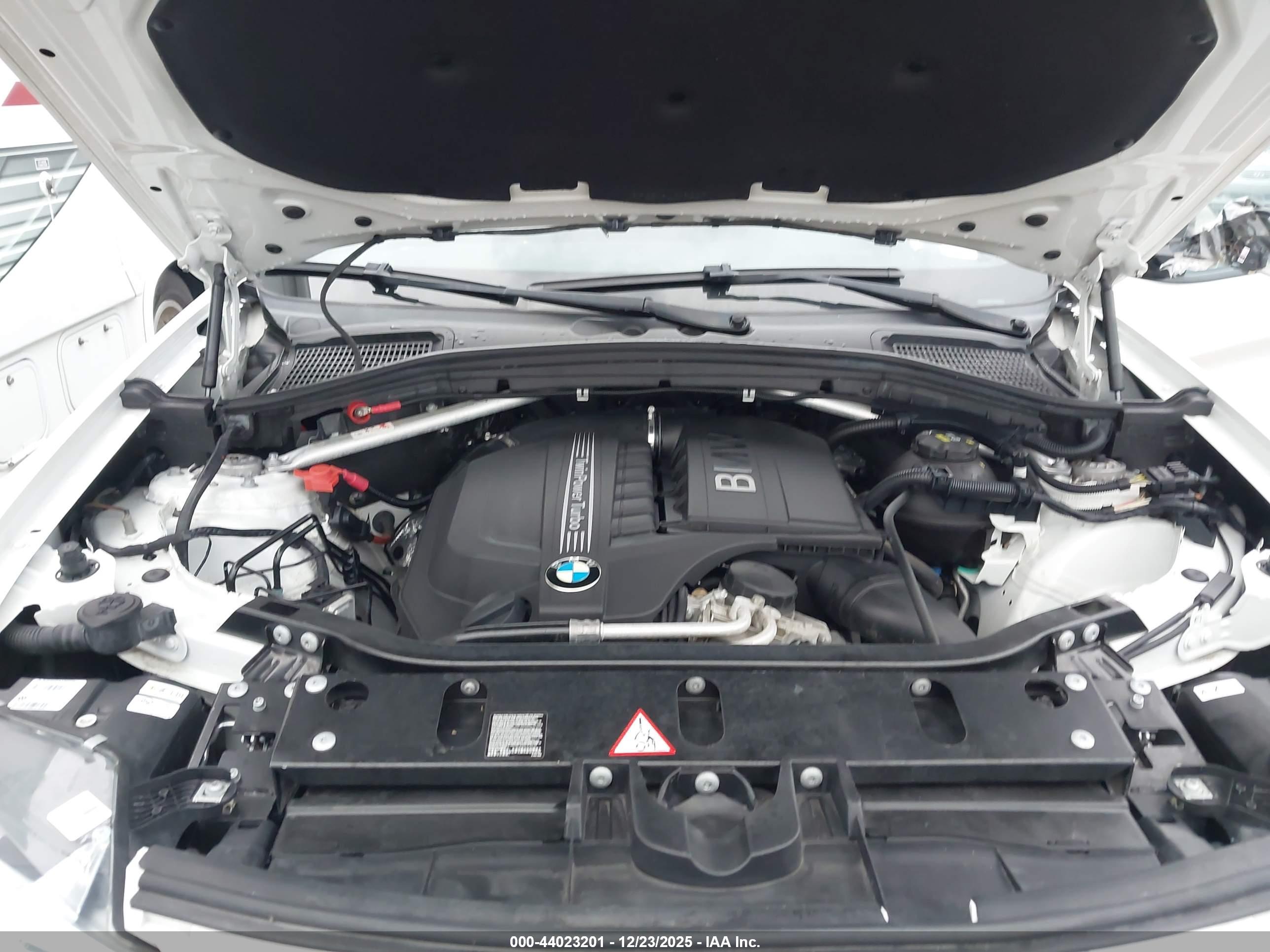 BMW X4 image 10
