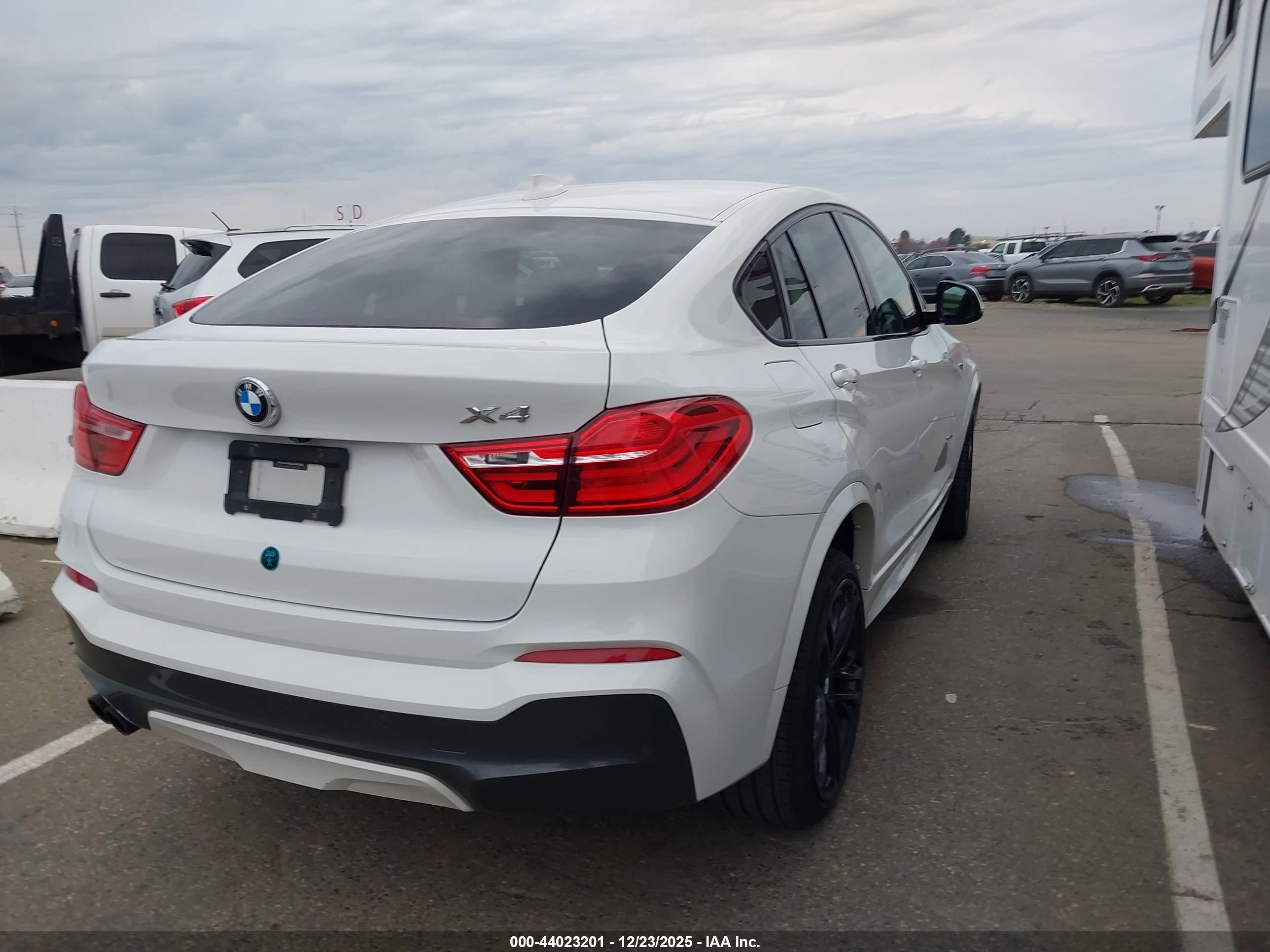 BMW X4 image 4