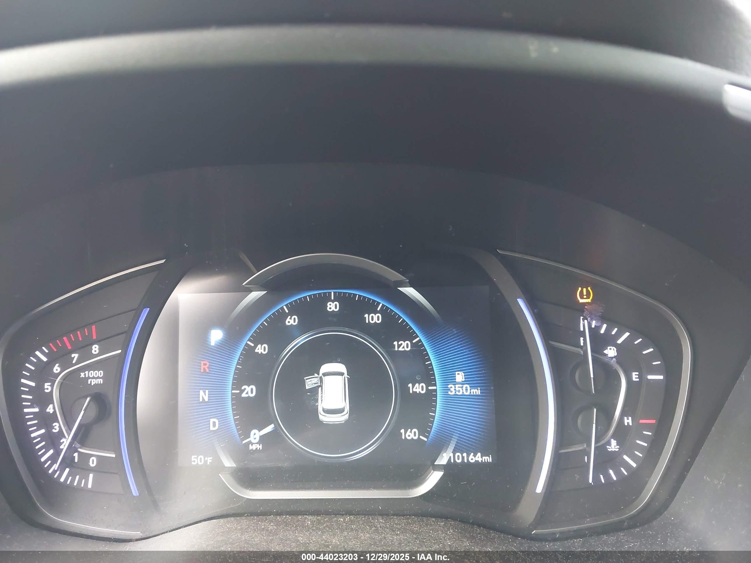 HYUNDAI SANTA image 7