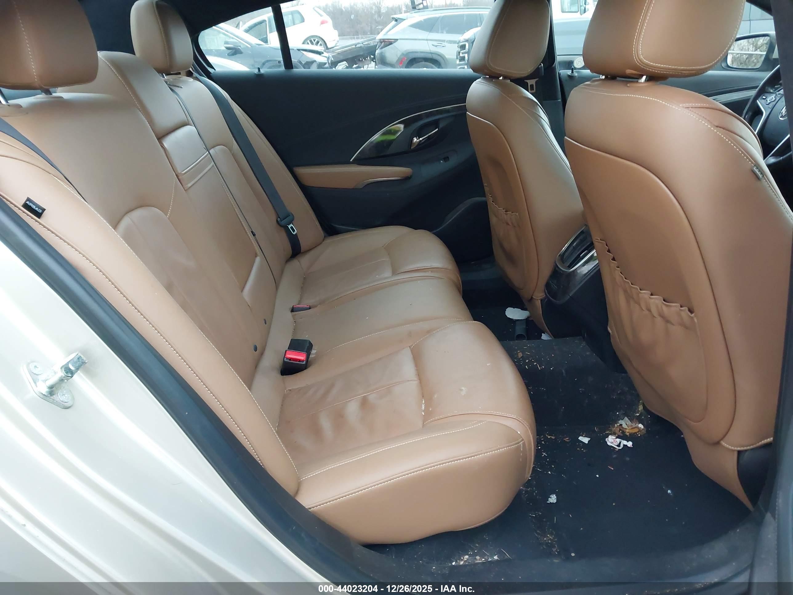 BUICK LACROSSE image 8