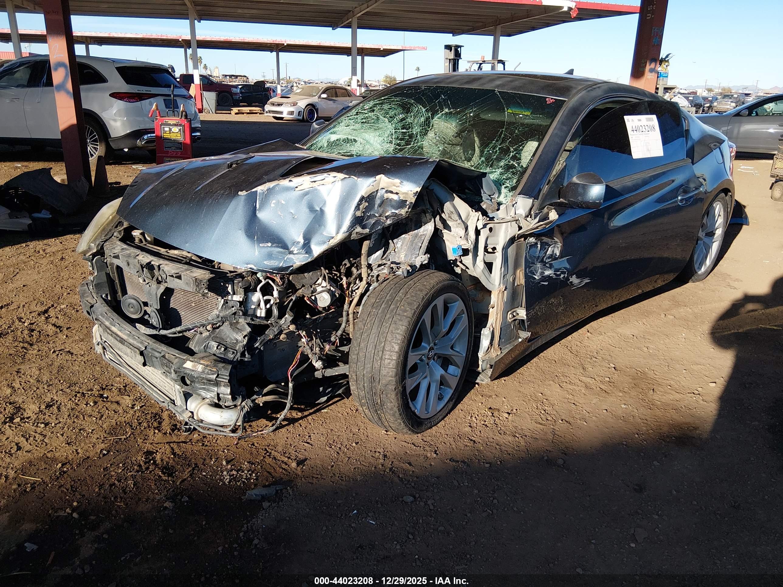 HYUNDAI GENESIS image 2