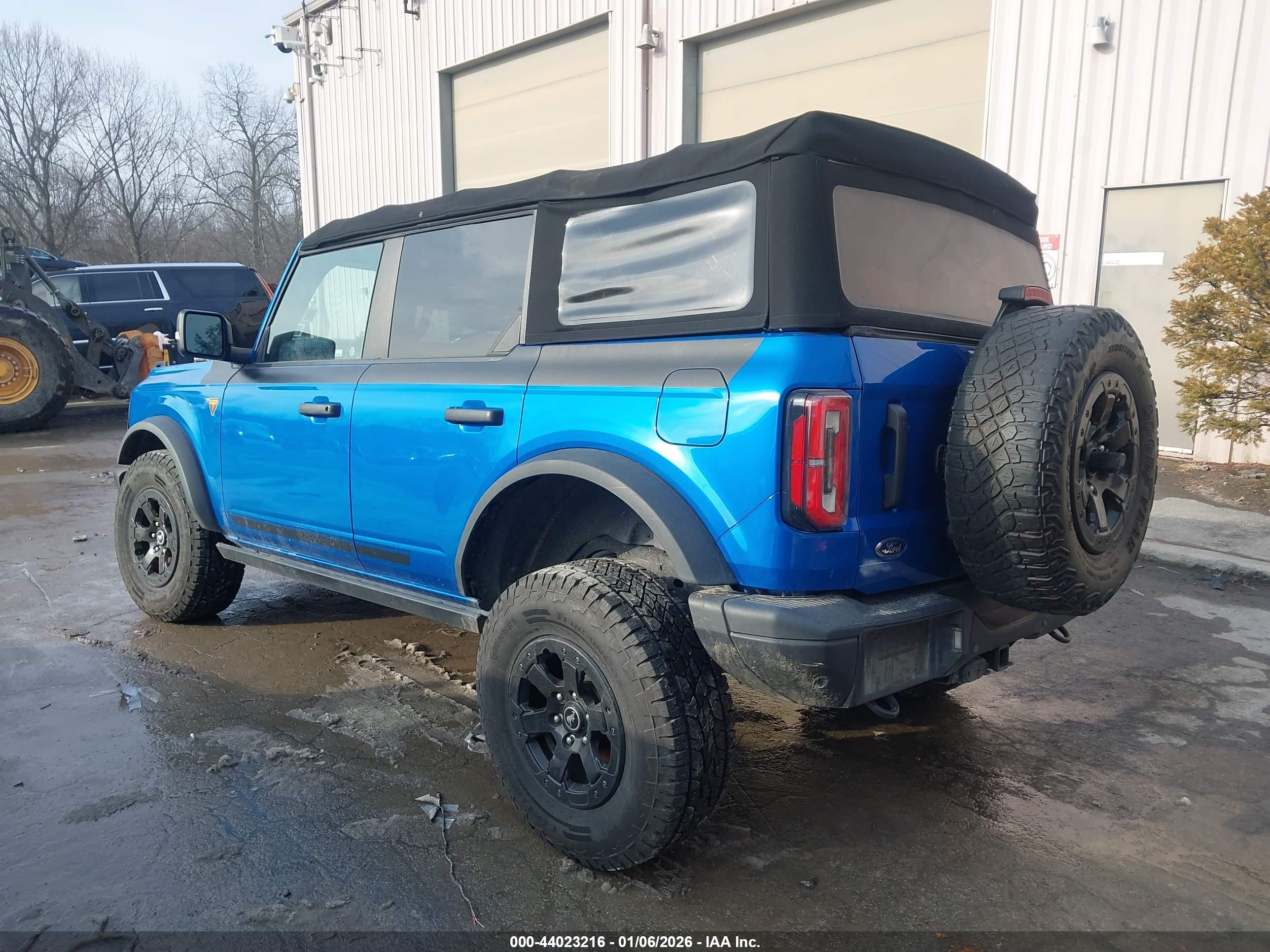 FORD BRONCO image 3