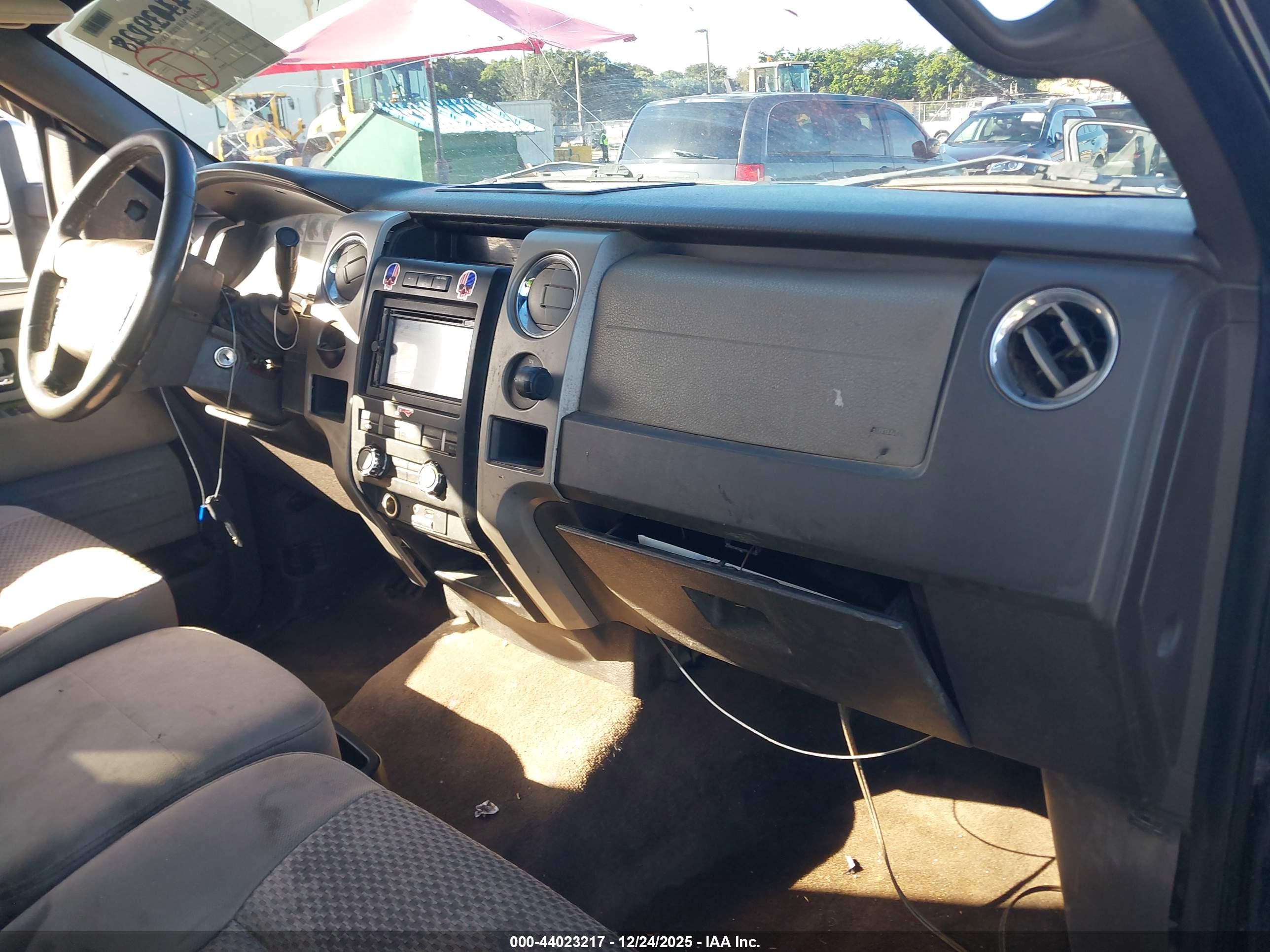 FORD F-150 image 5