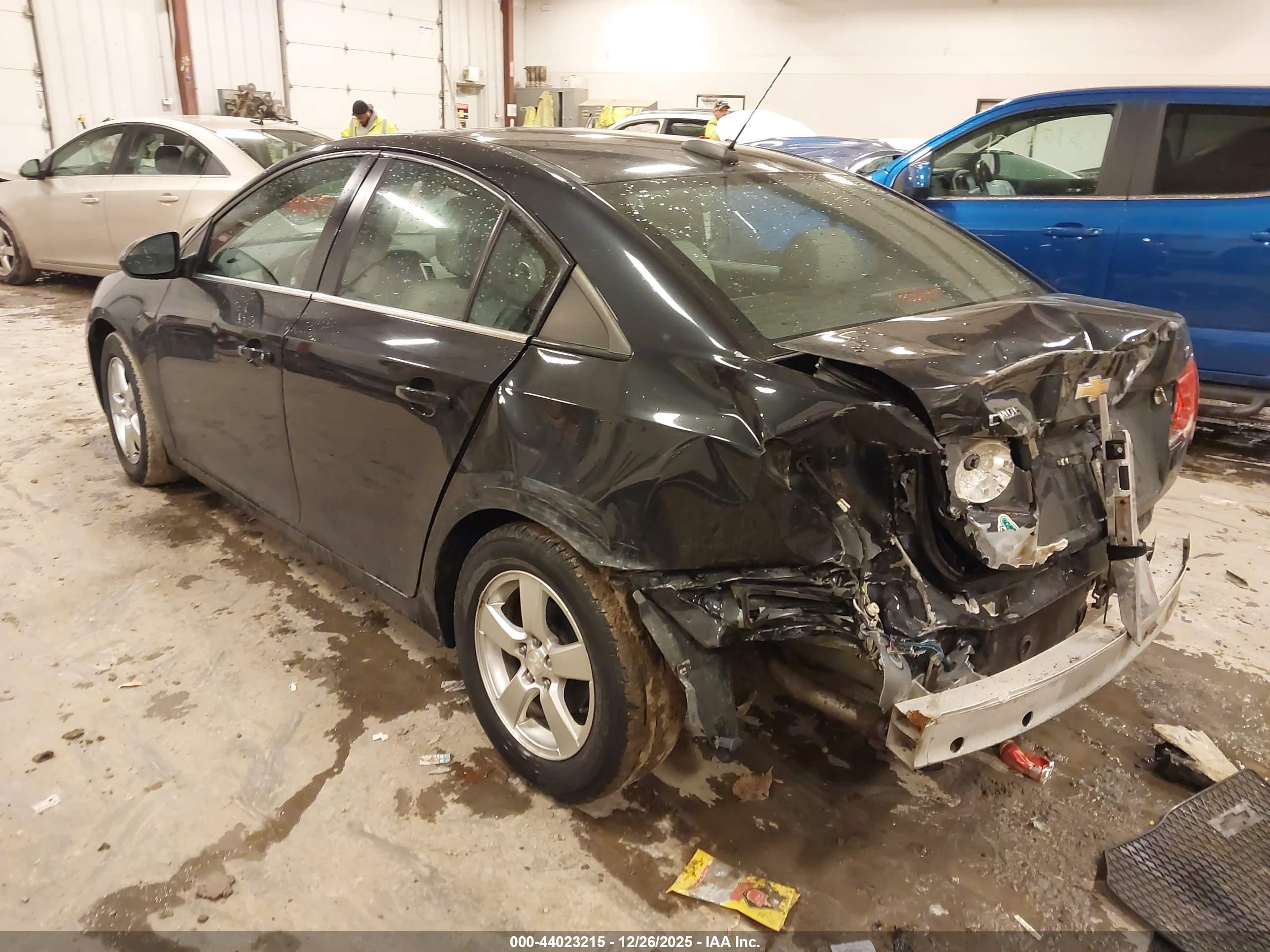CHEVROLET CRUZE image 3