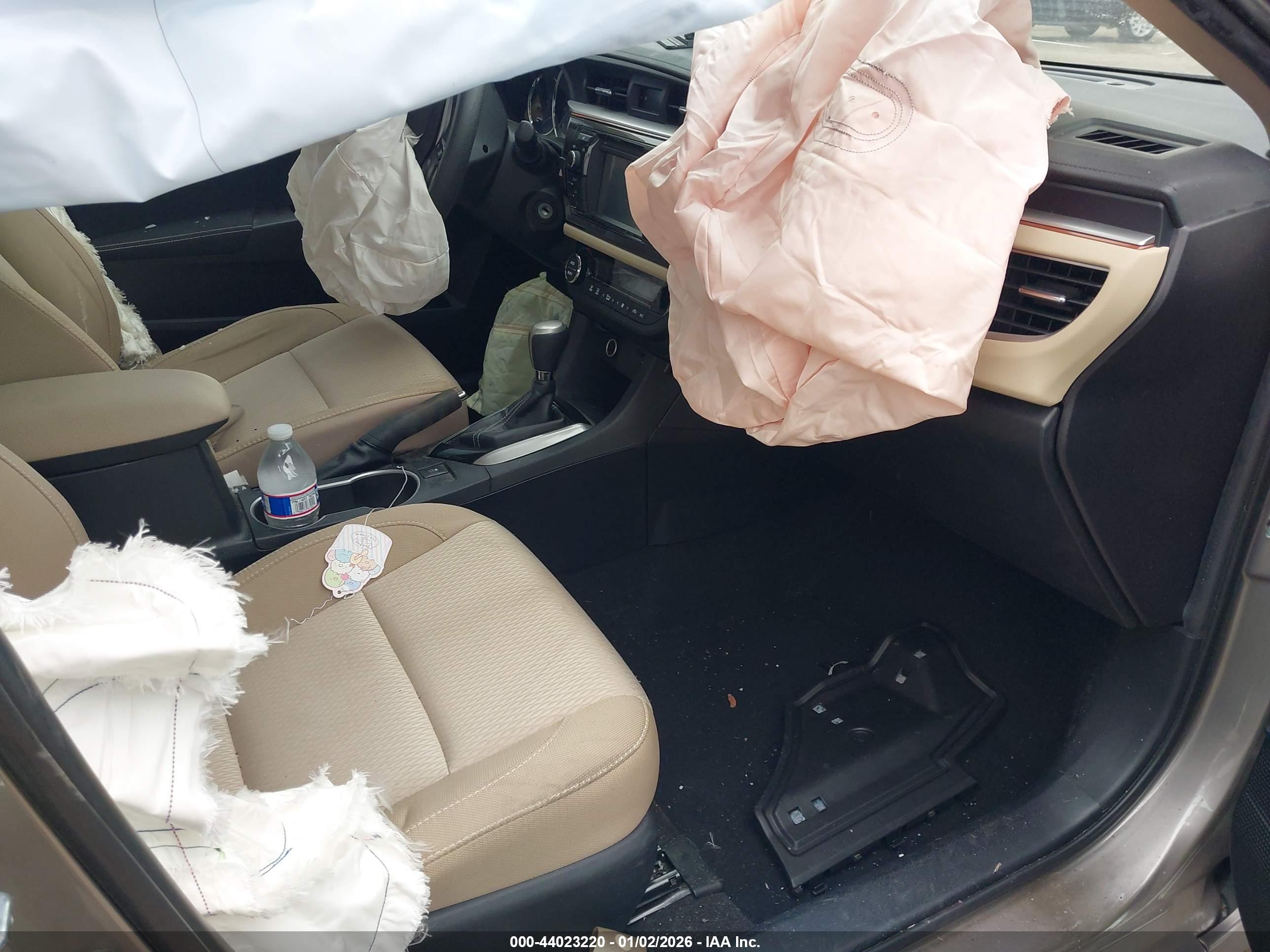 TOYOTA COROLLA image 5