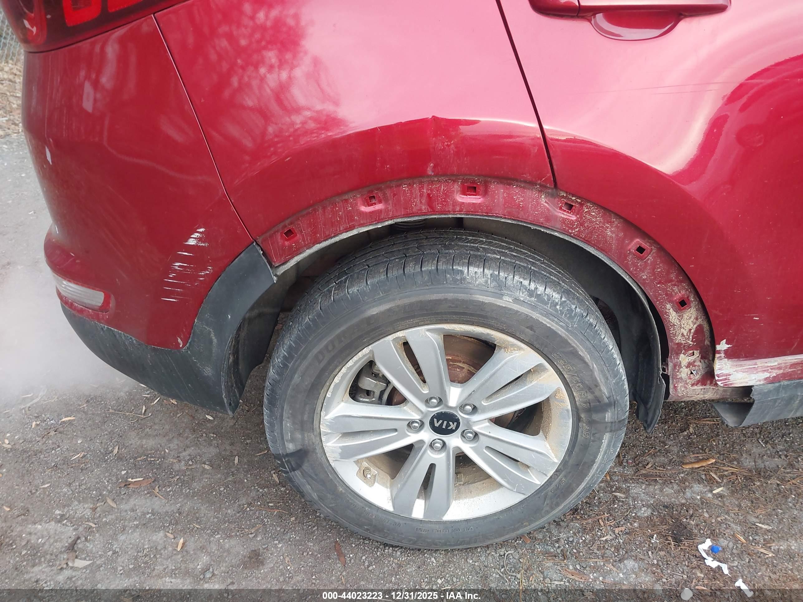 KIA SPORTAGE image 6
