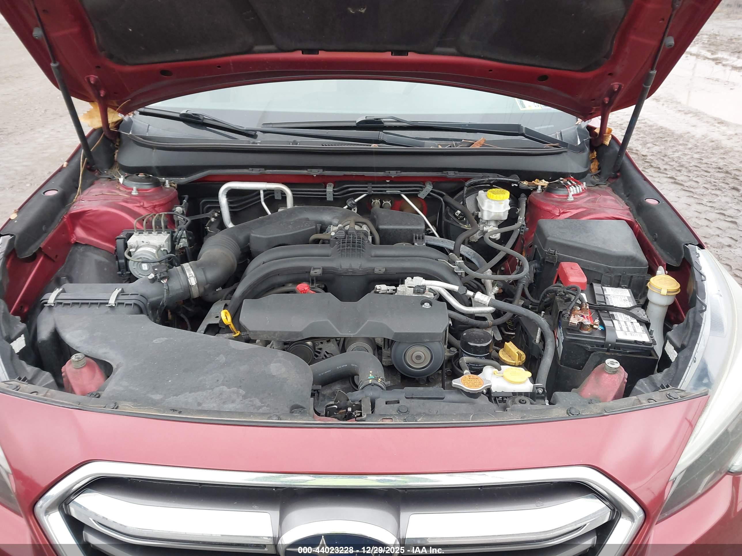 SUBARU OUTBACK image 10