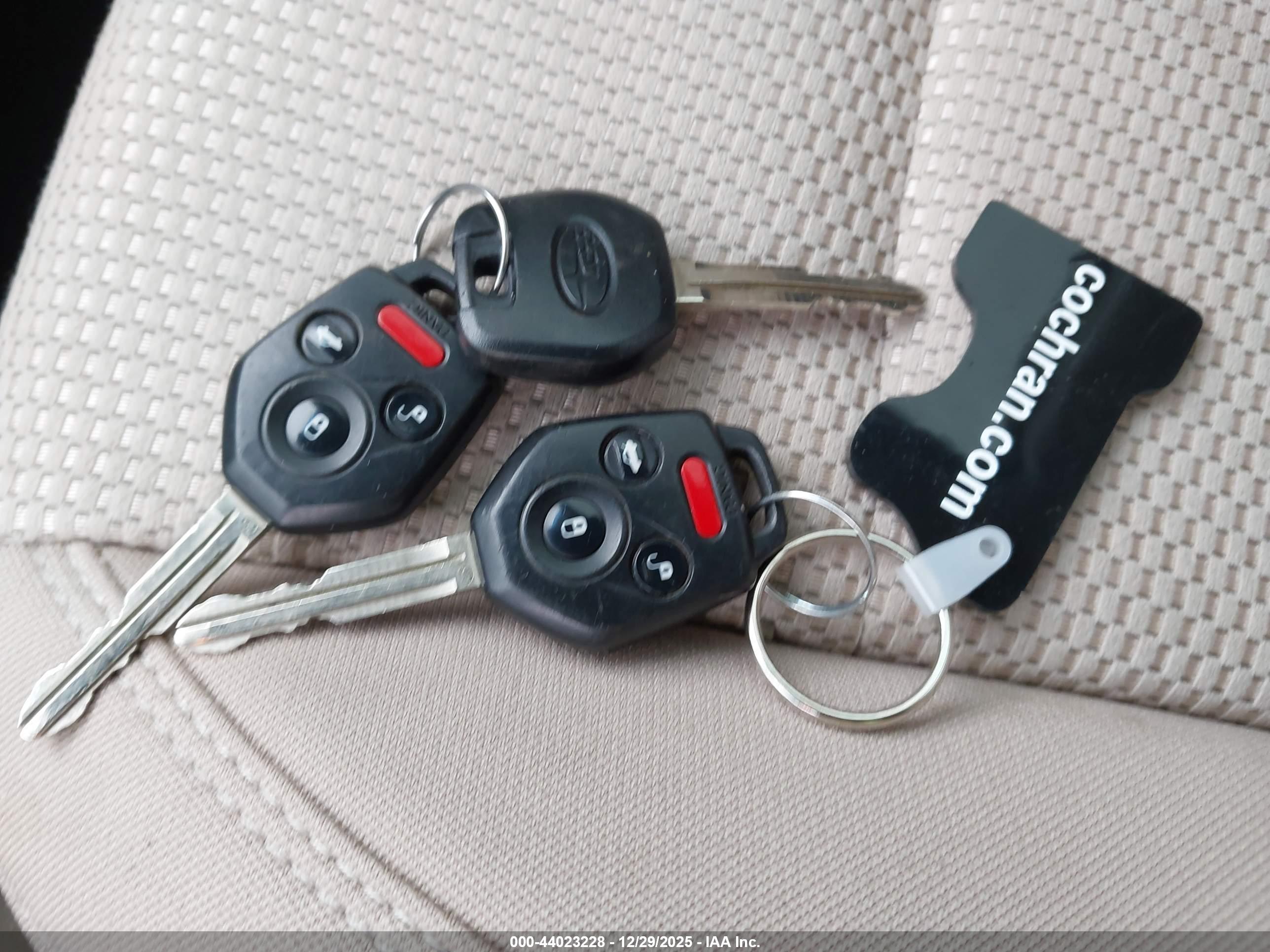 SUBARU OUTBACK image 11