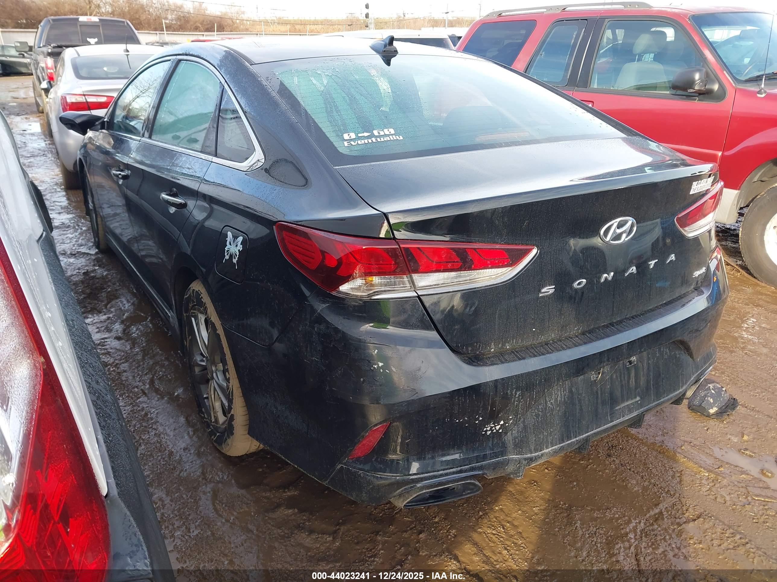 HYUNDAI SONATA image 3