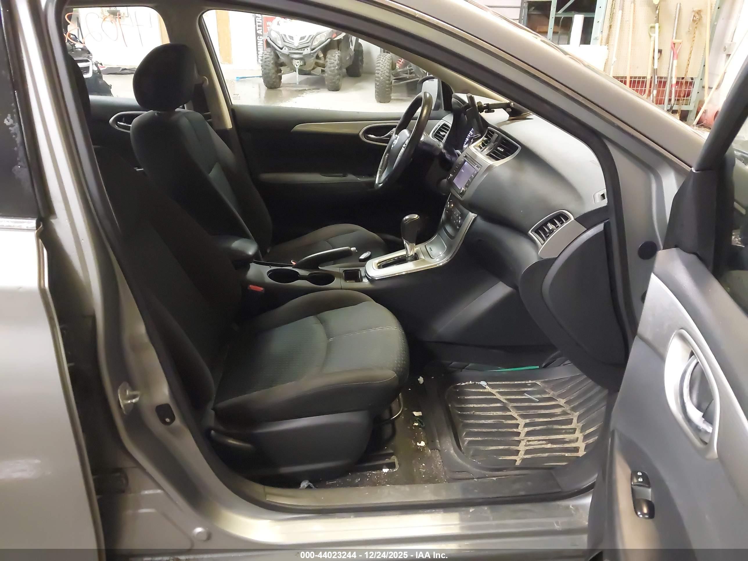 NISSAN SENTRA image 5
