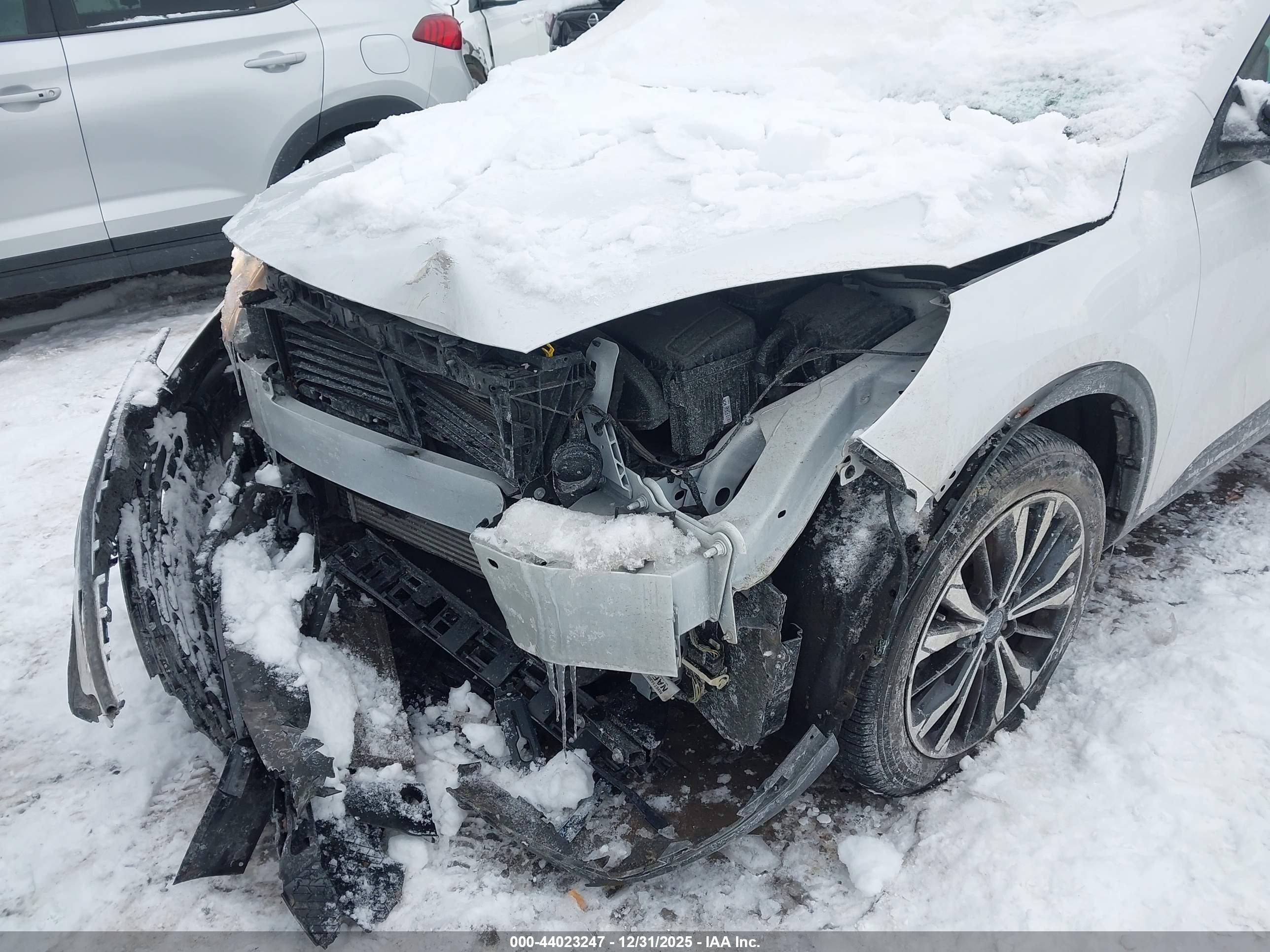 FORD ESCAPE image 6