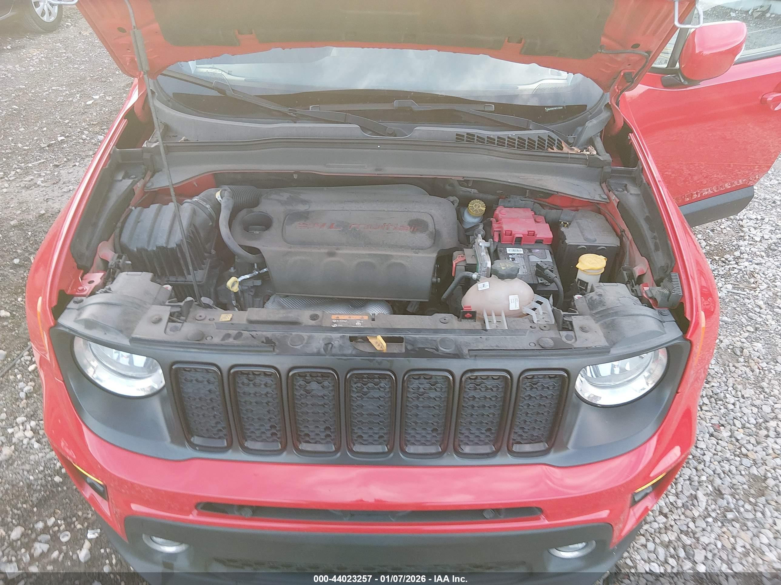 JEEP RENEGADE image 10