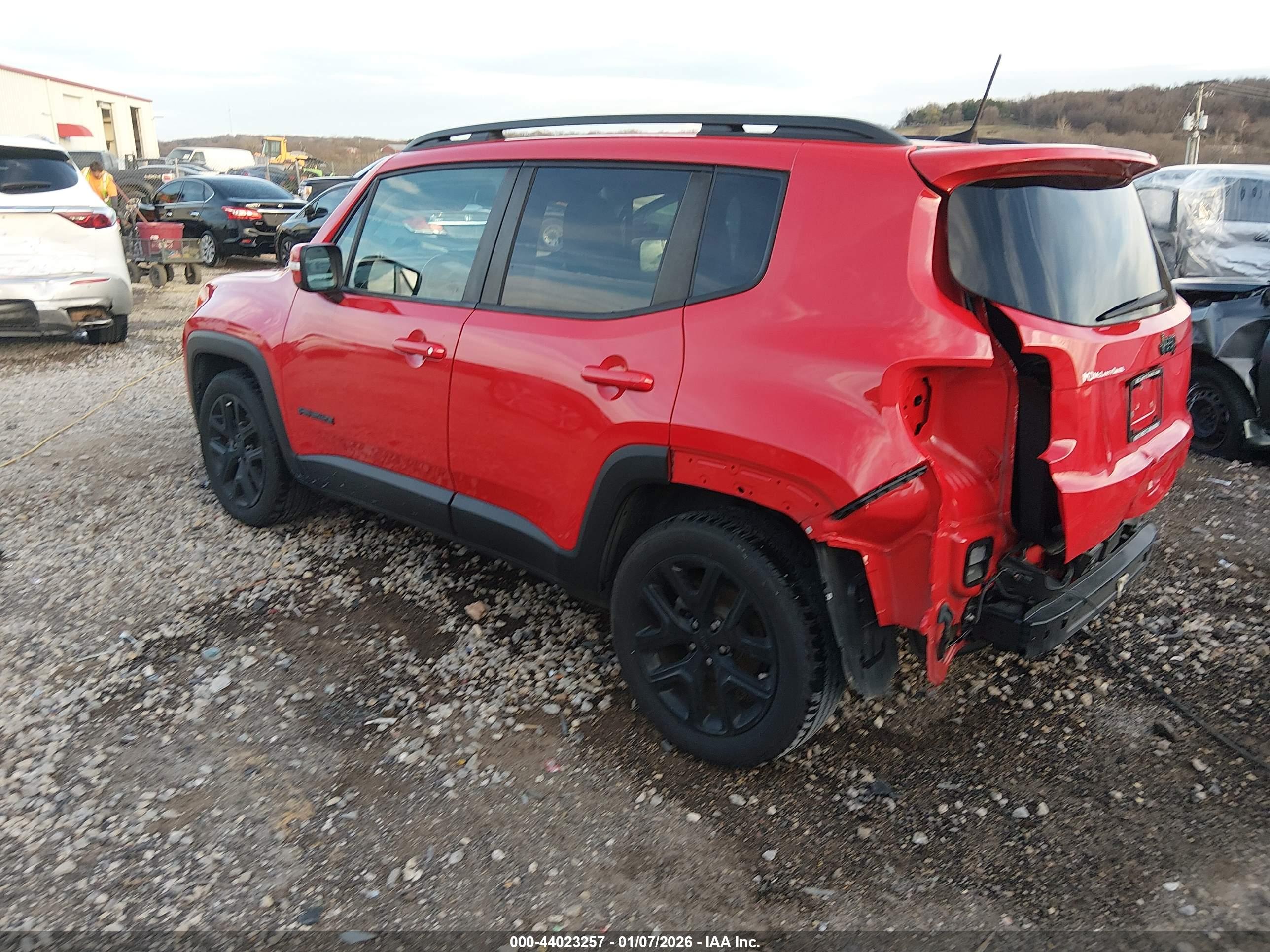 JEEP RENEGADE image 3