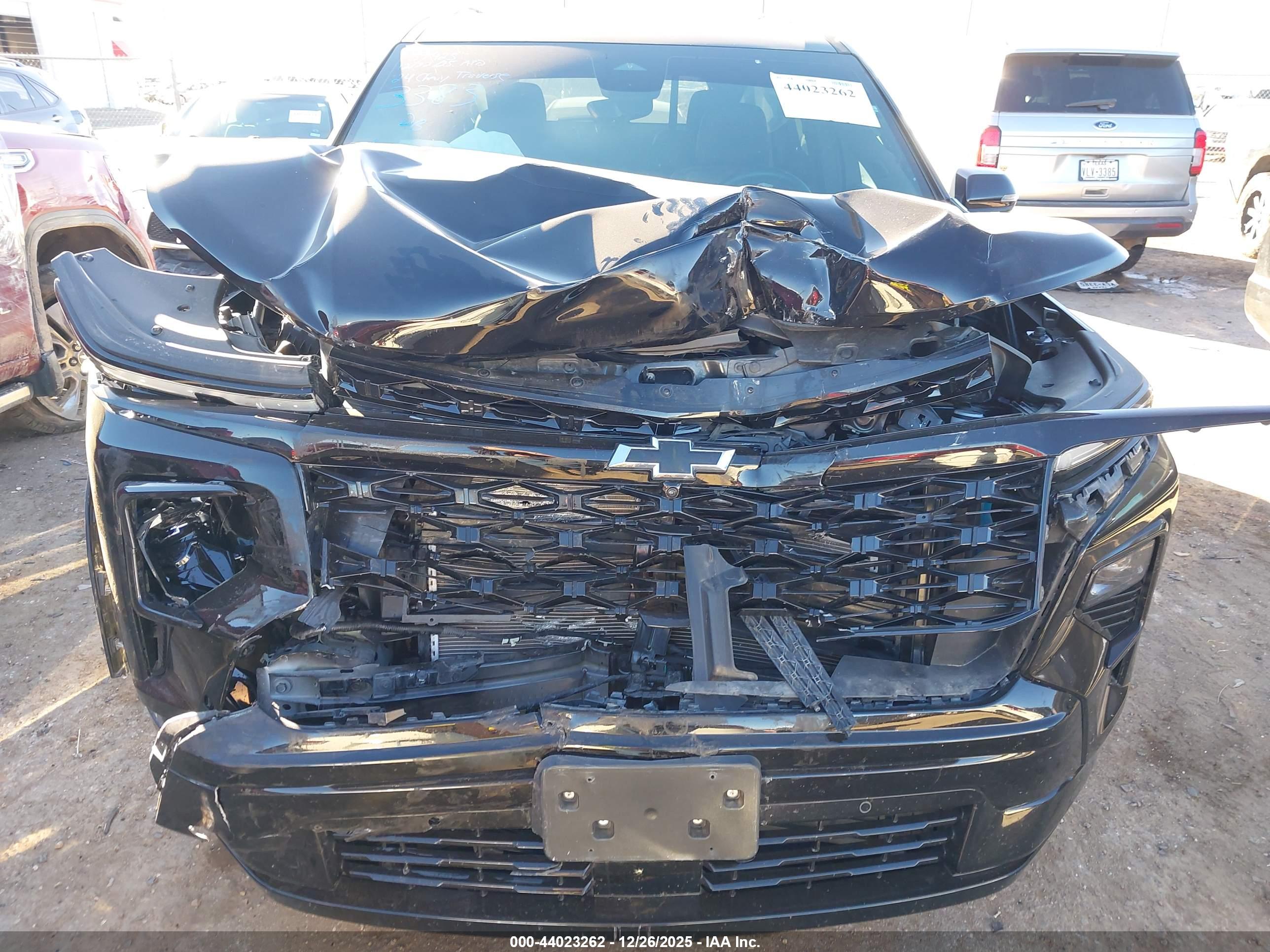 CHEVROLET TRAVERSE image 6