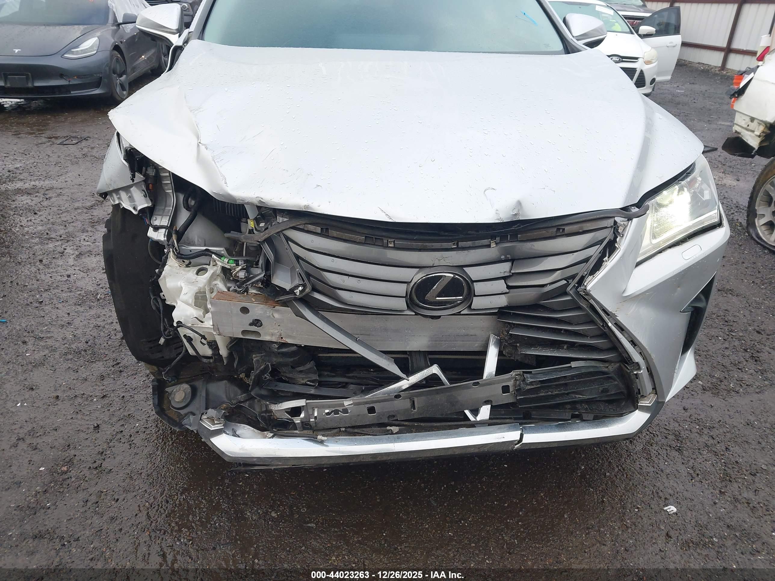 LEXUS RX image 6