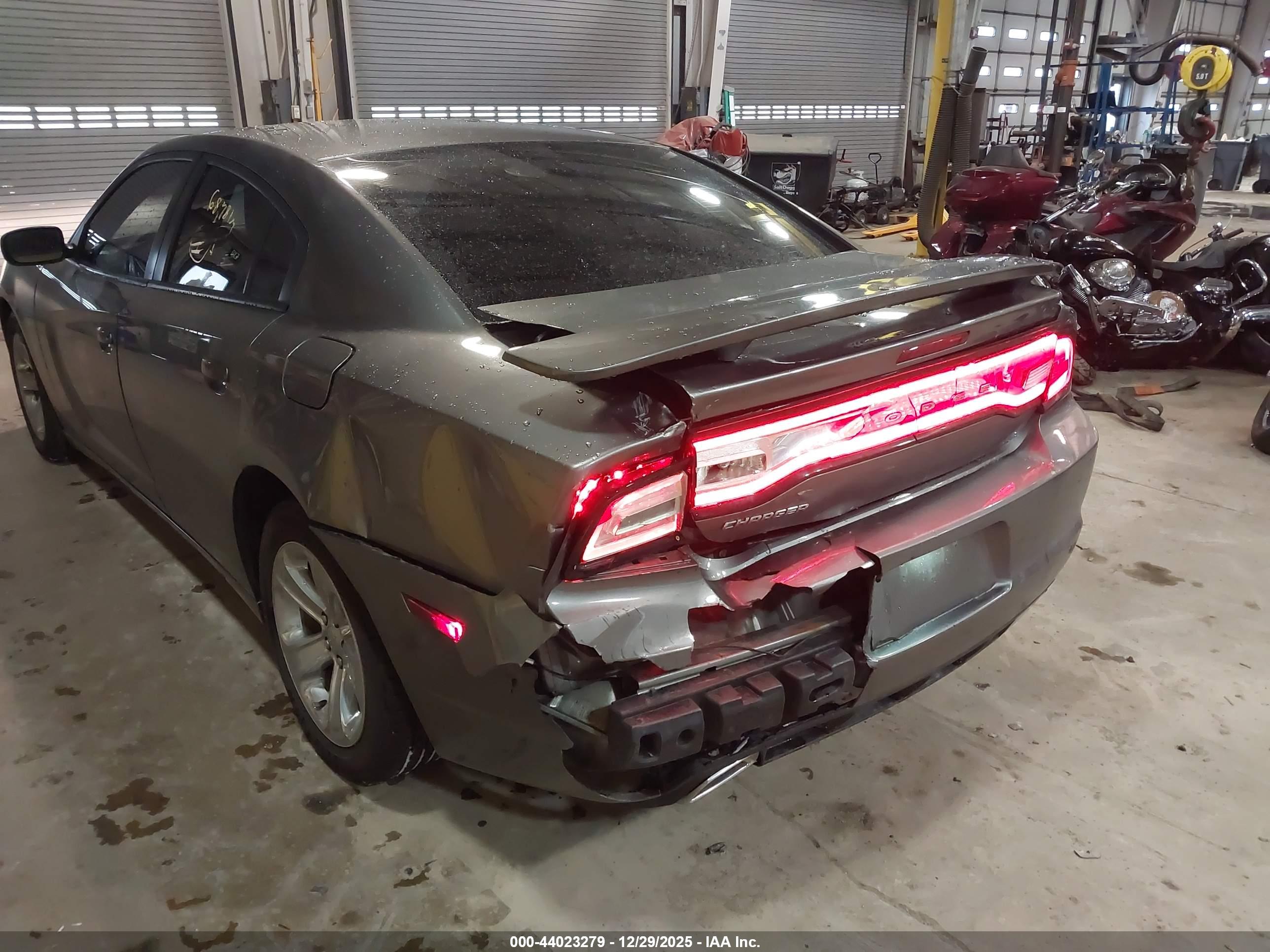 DODGE CHARGER image 6
