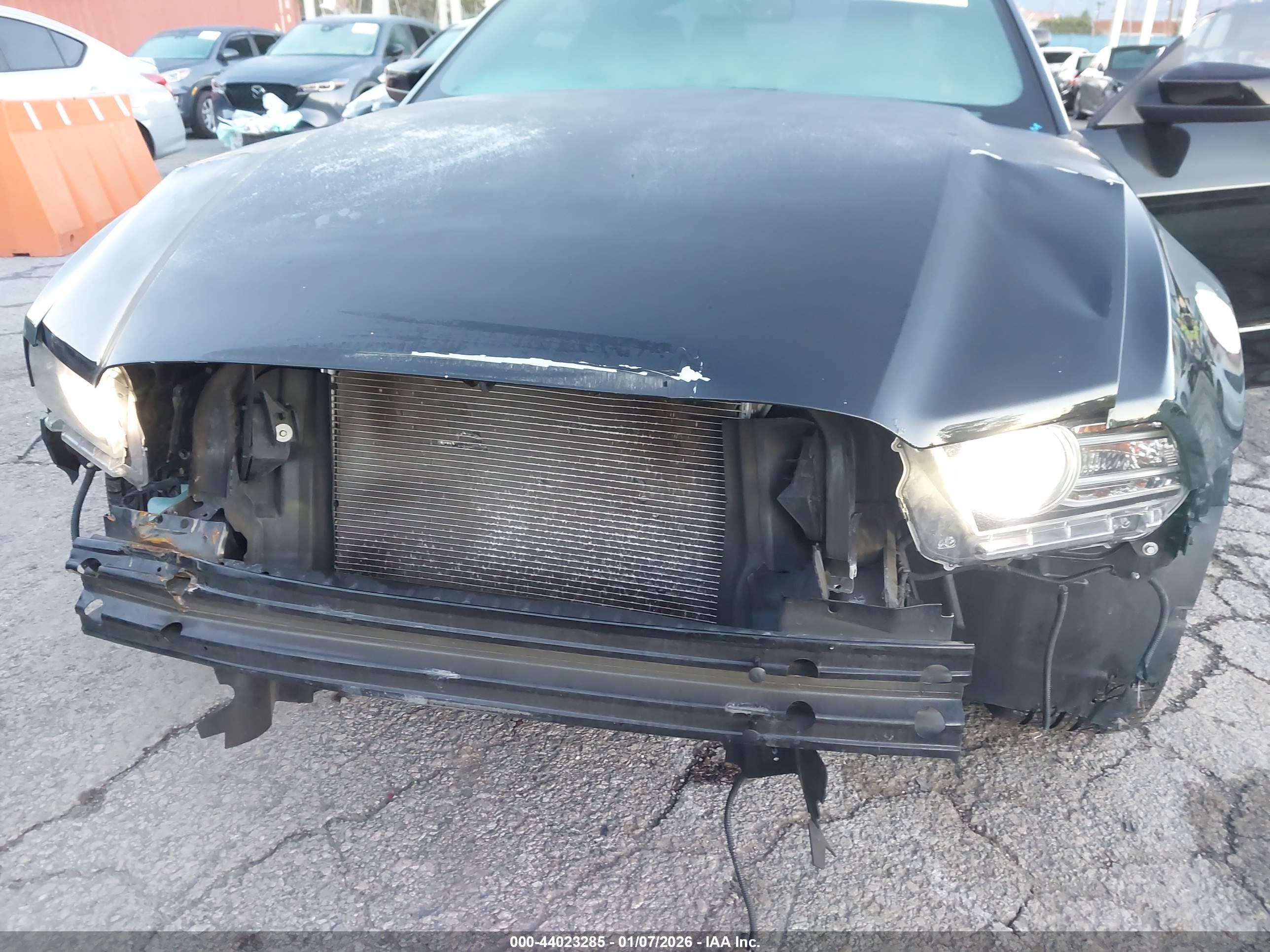 FORD MUSTANG image 6