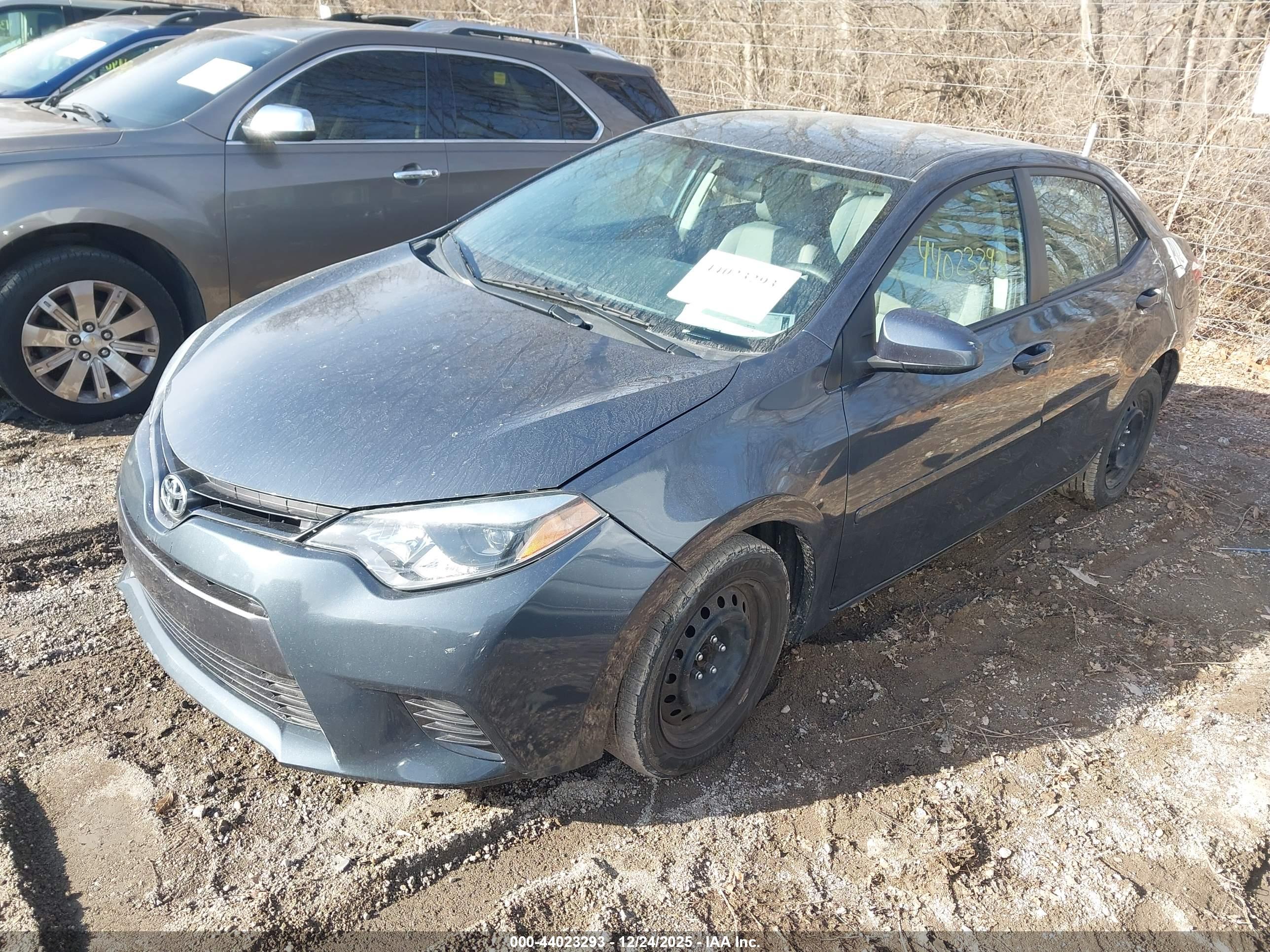 TOYOTA COROLLA image 2