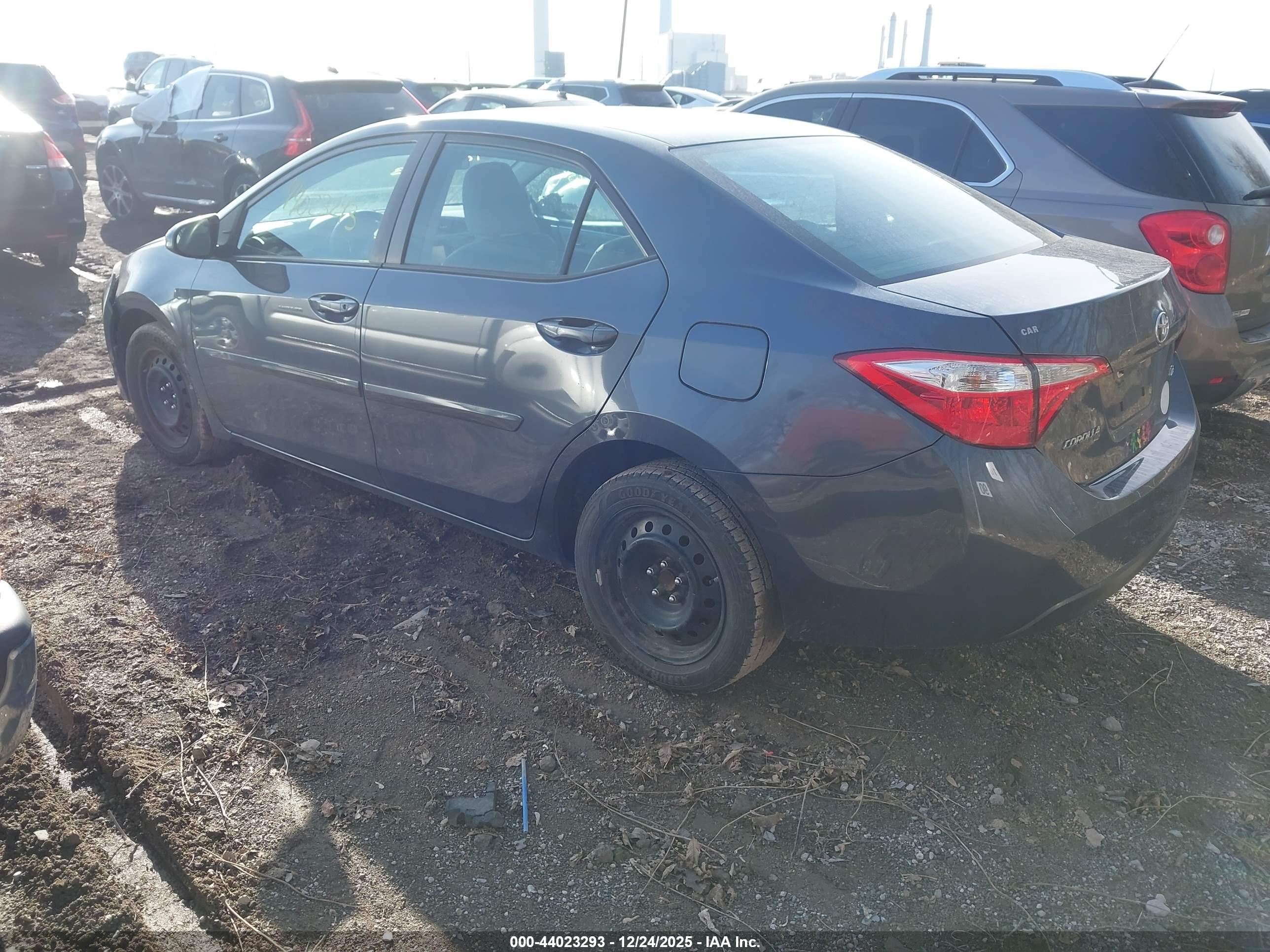 TOYOTA COROLLA image 3