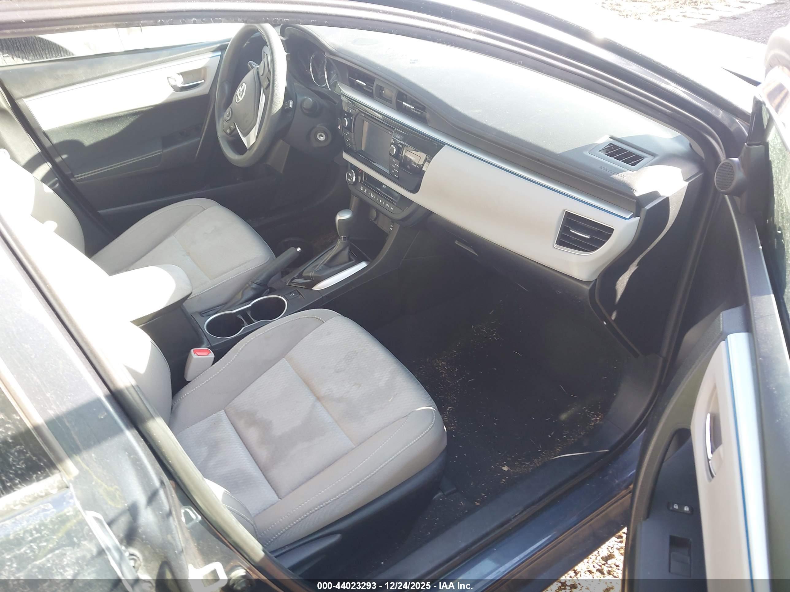 TOYOTA COROLLA image 5