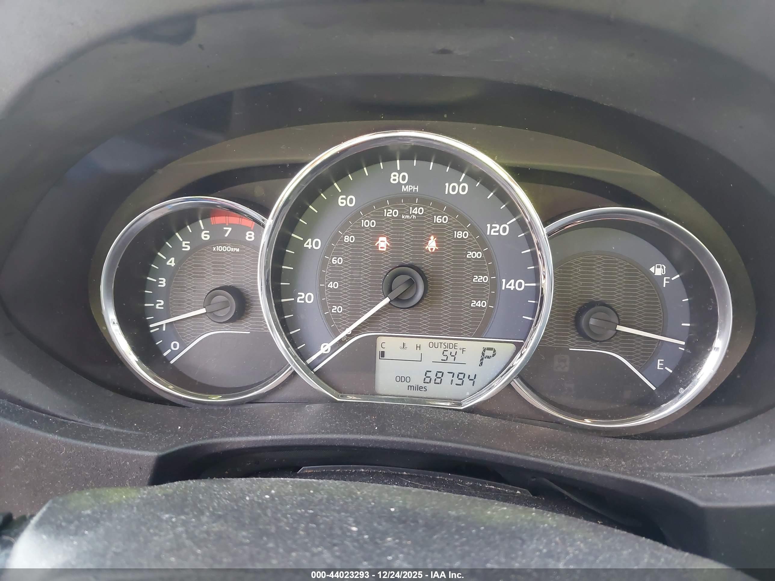 TOYOTA COROLLA image 7