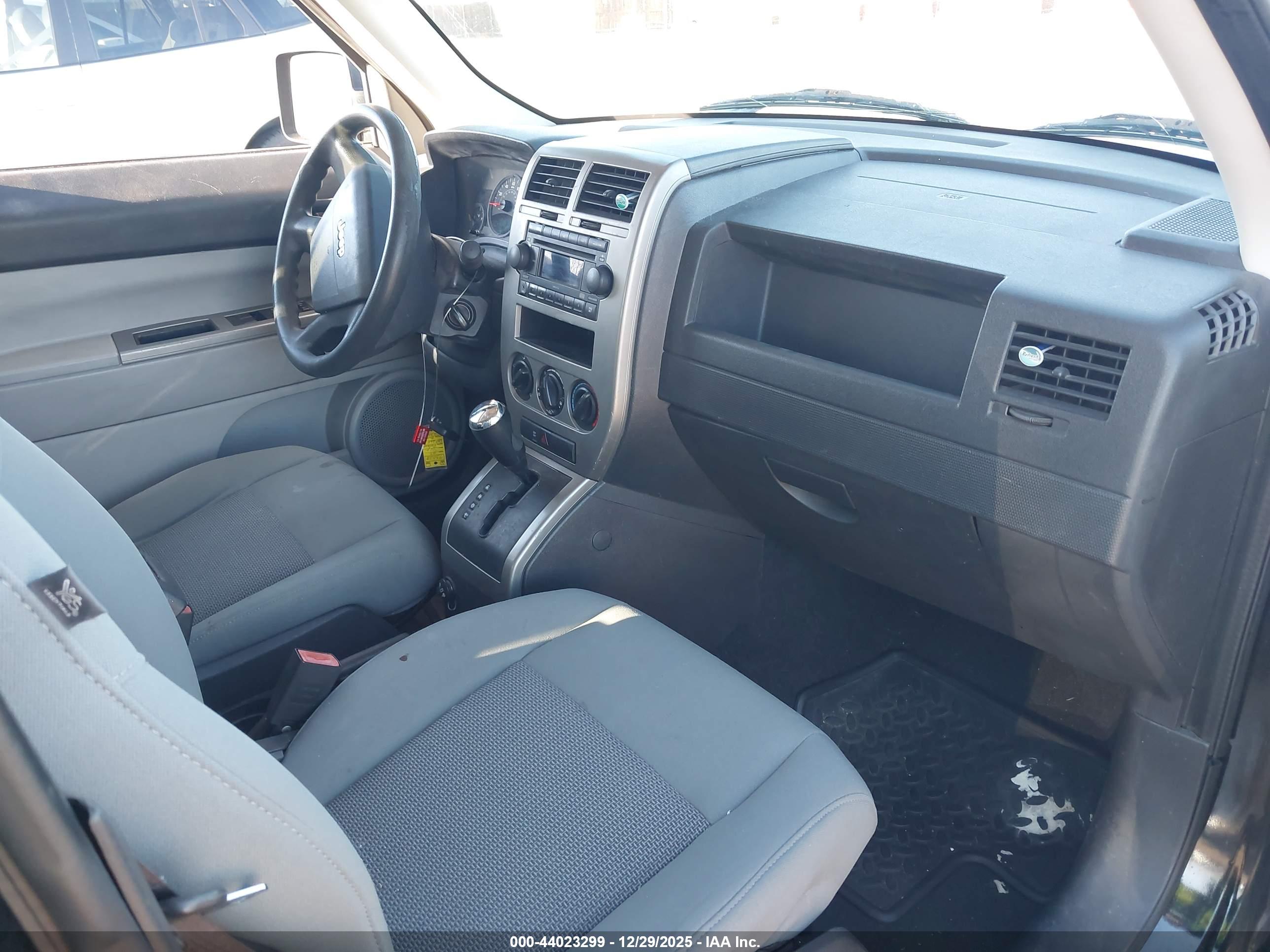 JEEP PATRIOT image 5