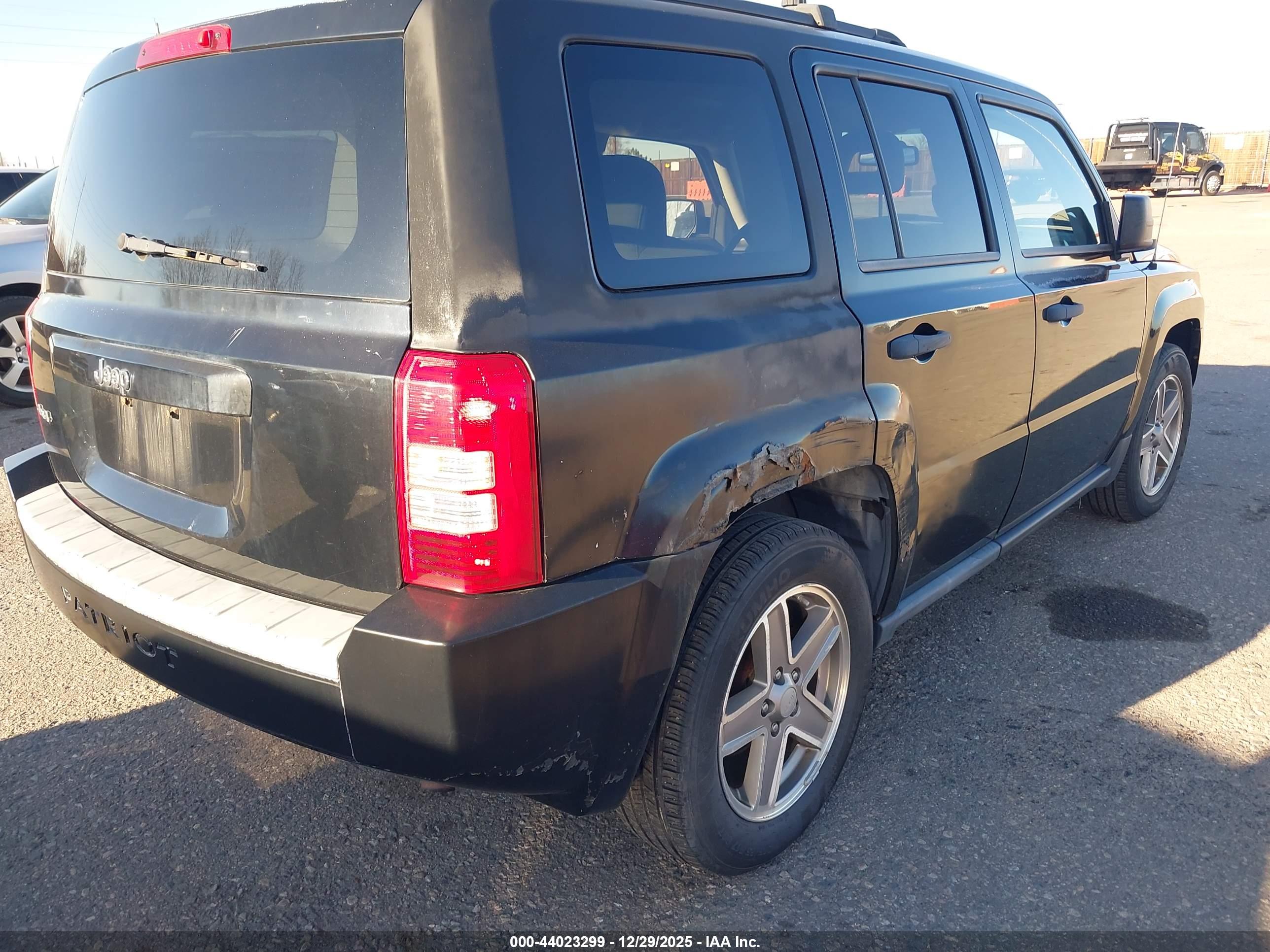 JEEP PATRIOT image 6