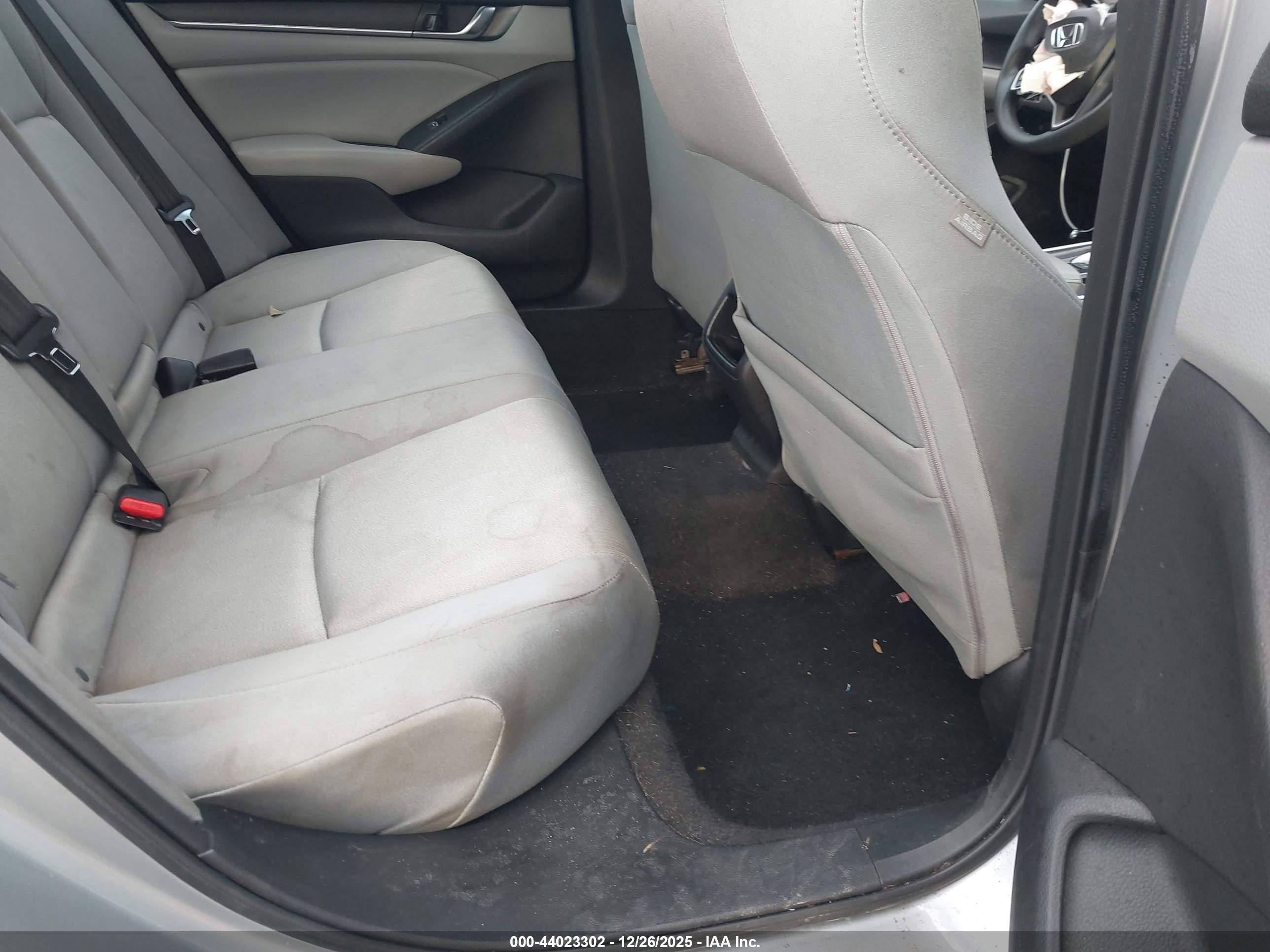 HONDA ACCORD image 8