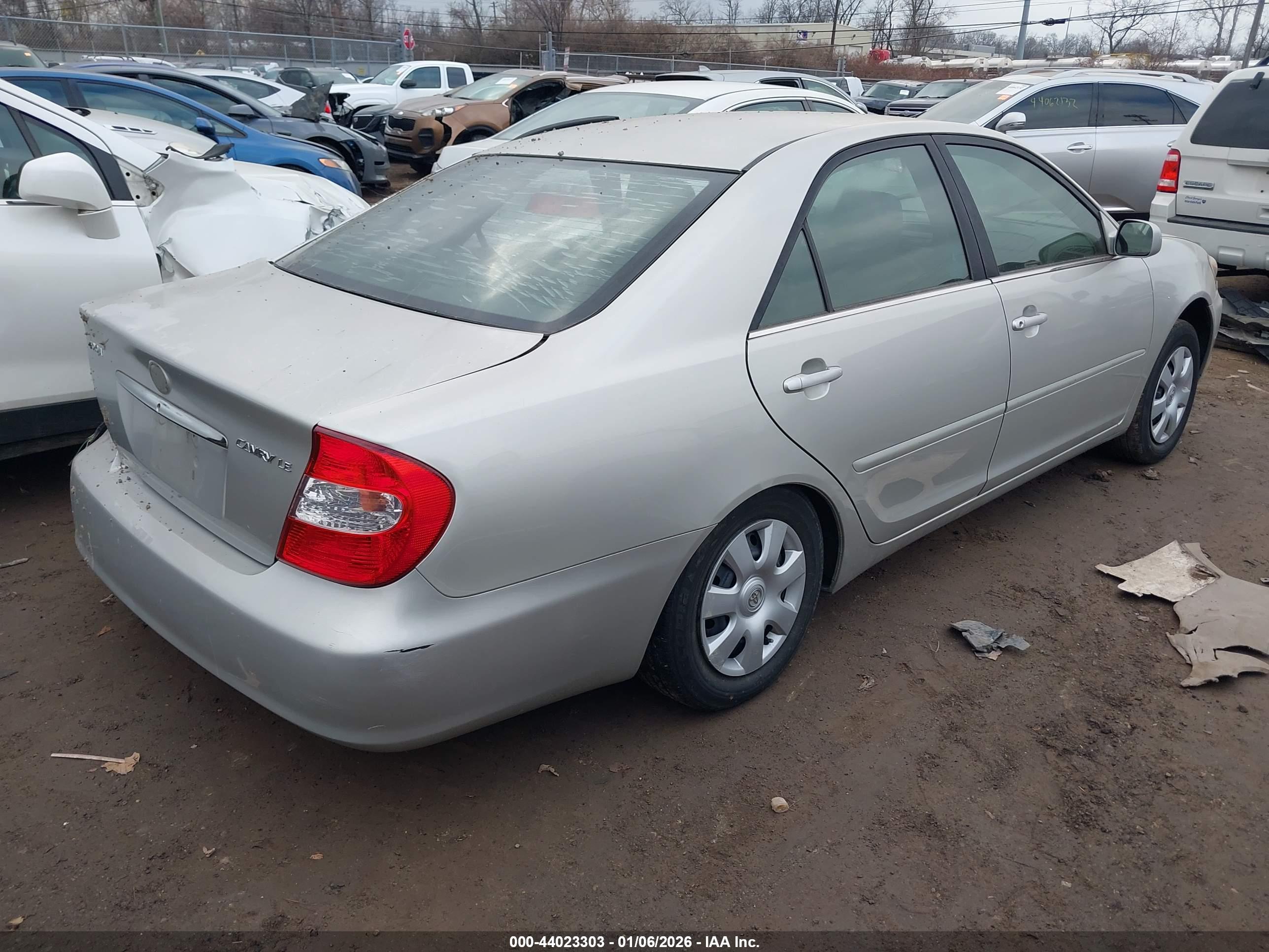 TOYOTA CAMRY image 4