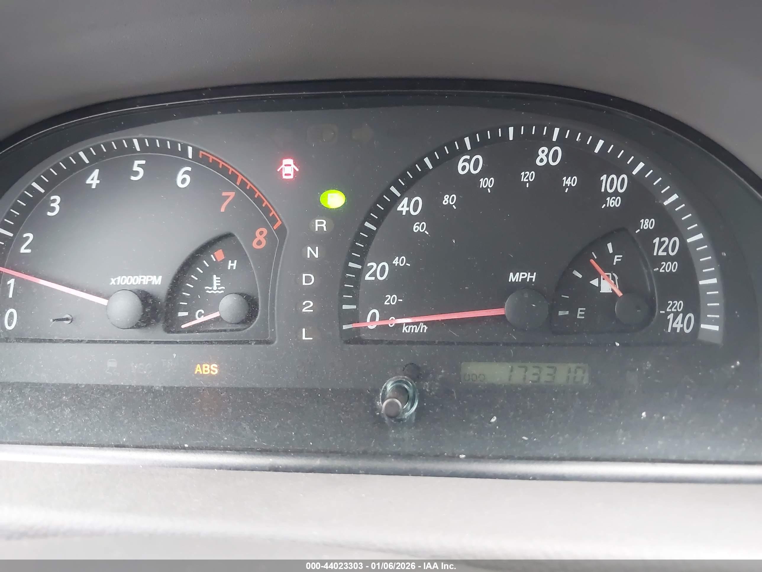 TOYOTA CAMRY image 7