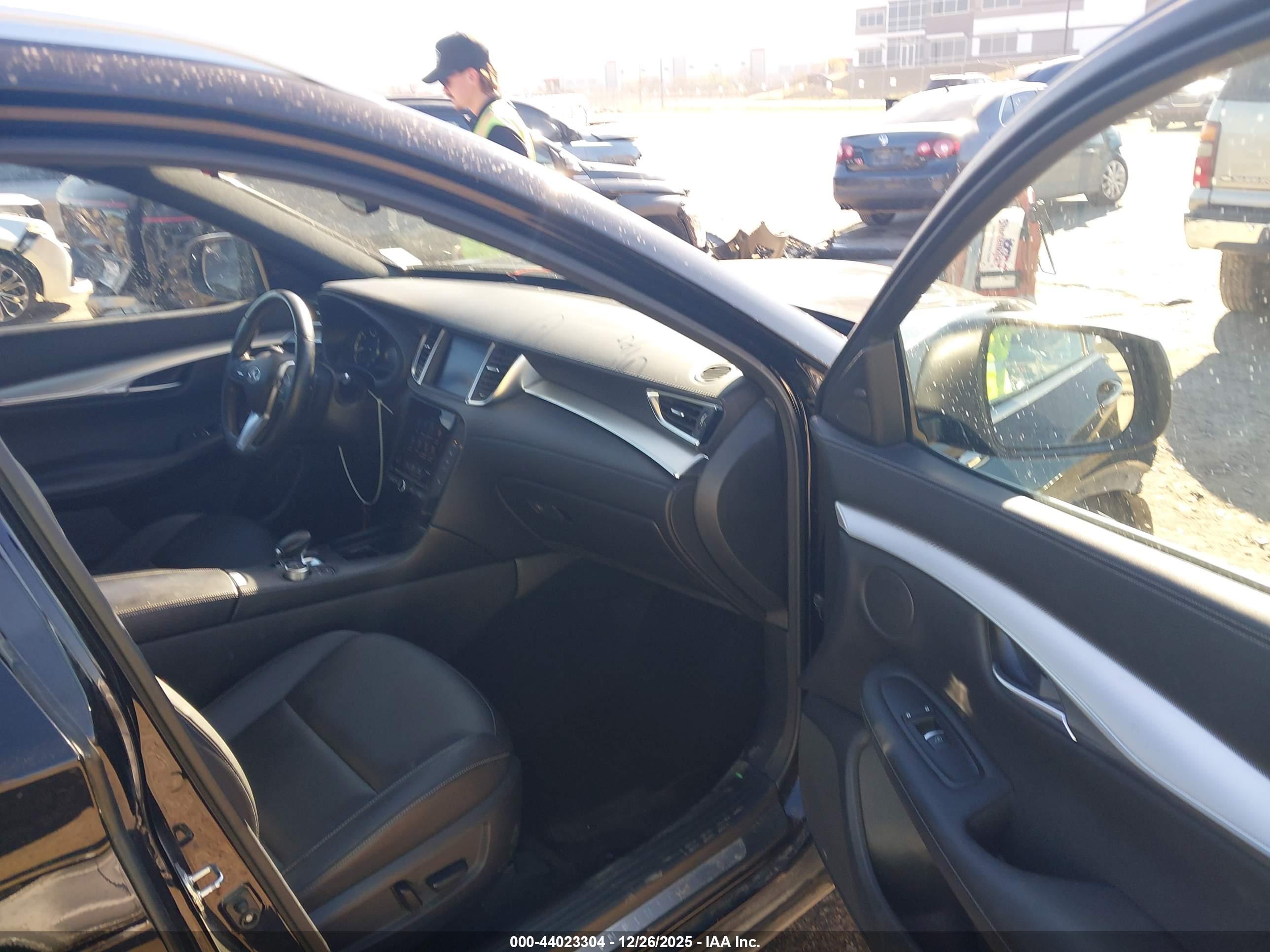 INFINITI QX50 image 5