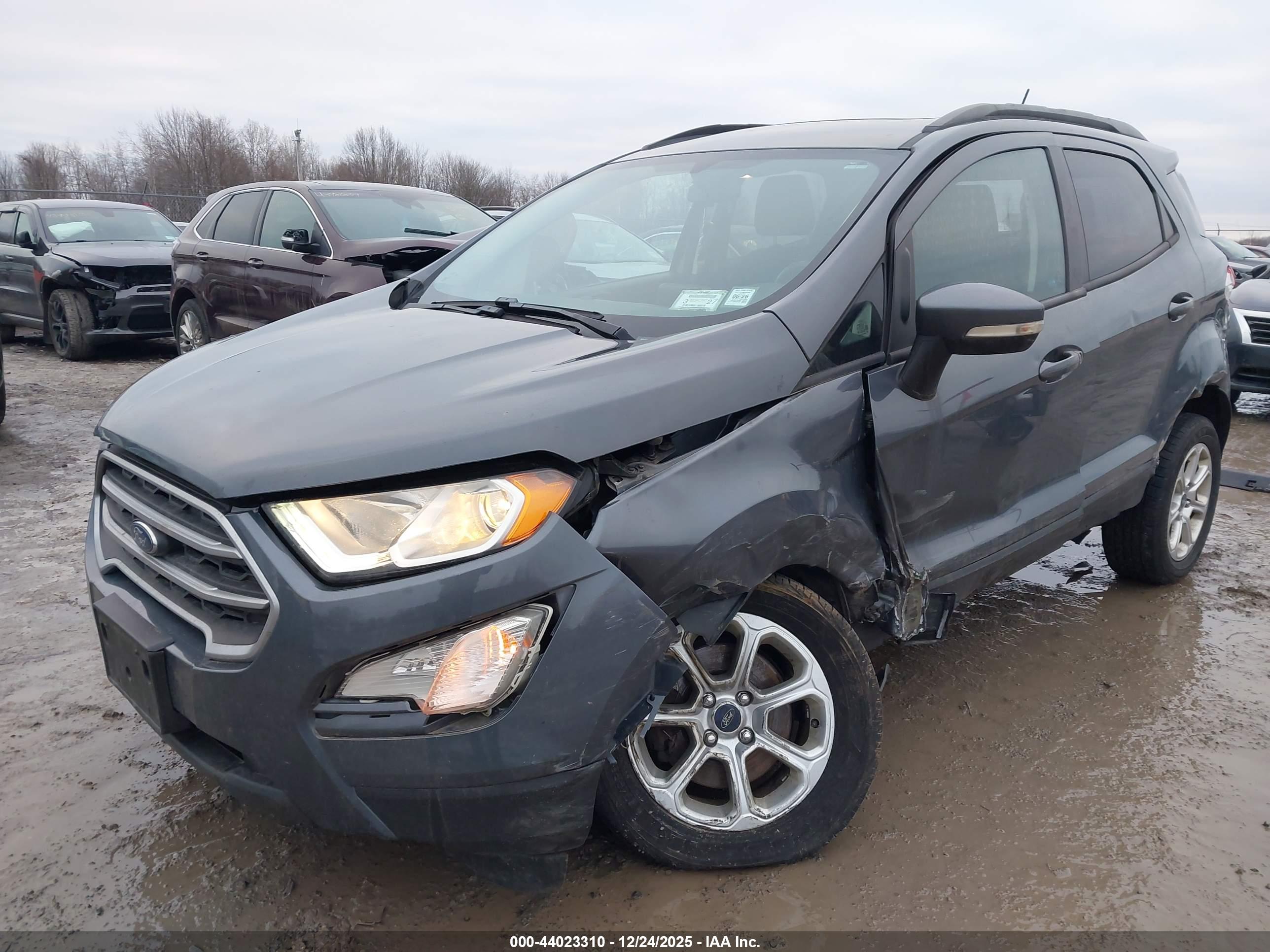 FORD ECOSPORT image 2