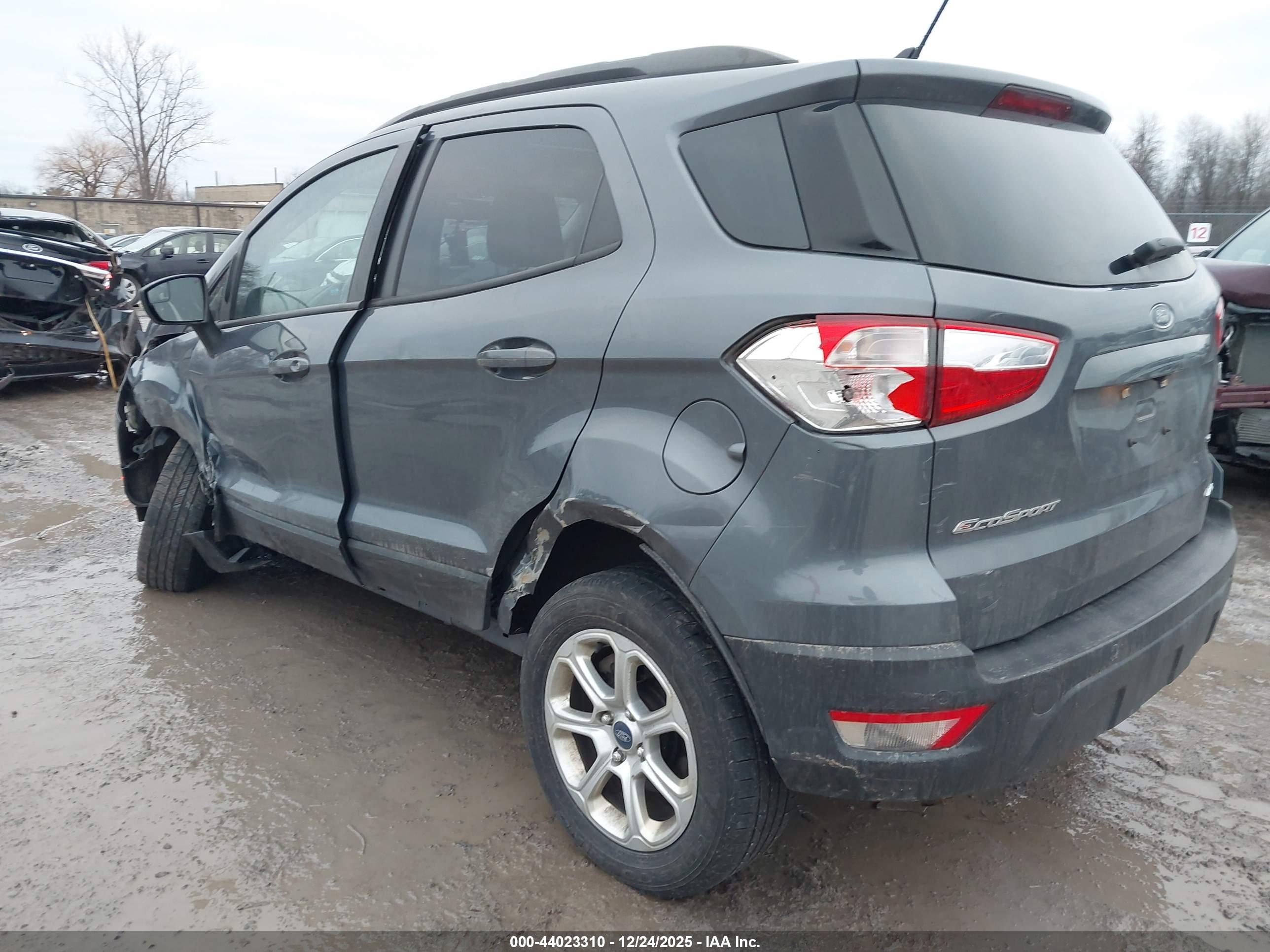 FORD ECOSPORT image 3