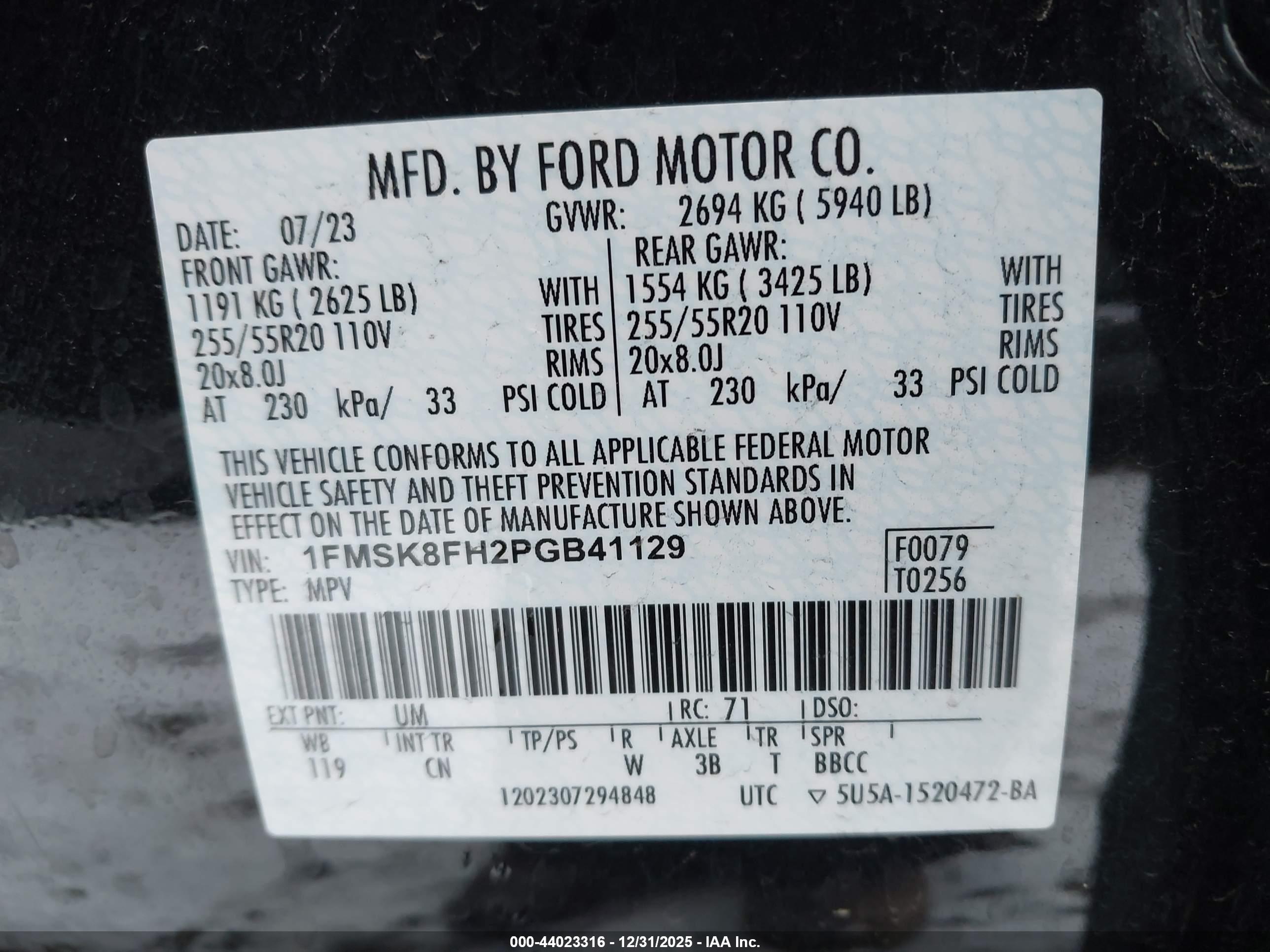 FORD EXPLORER image 9