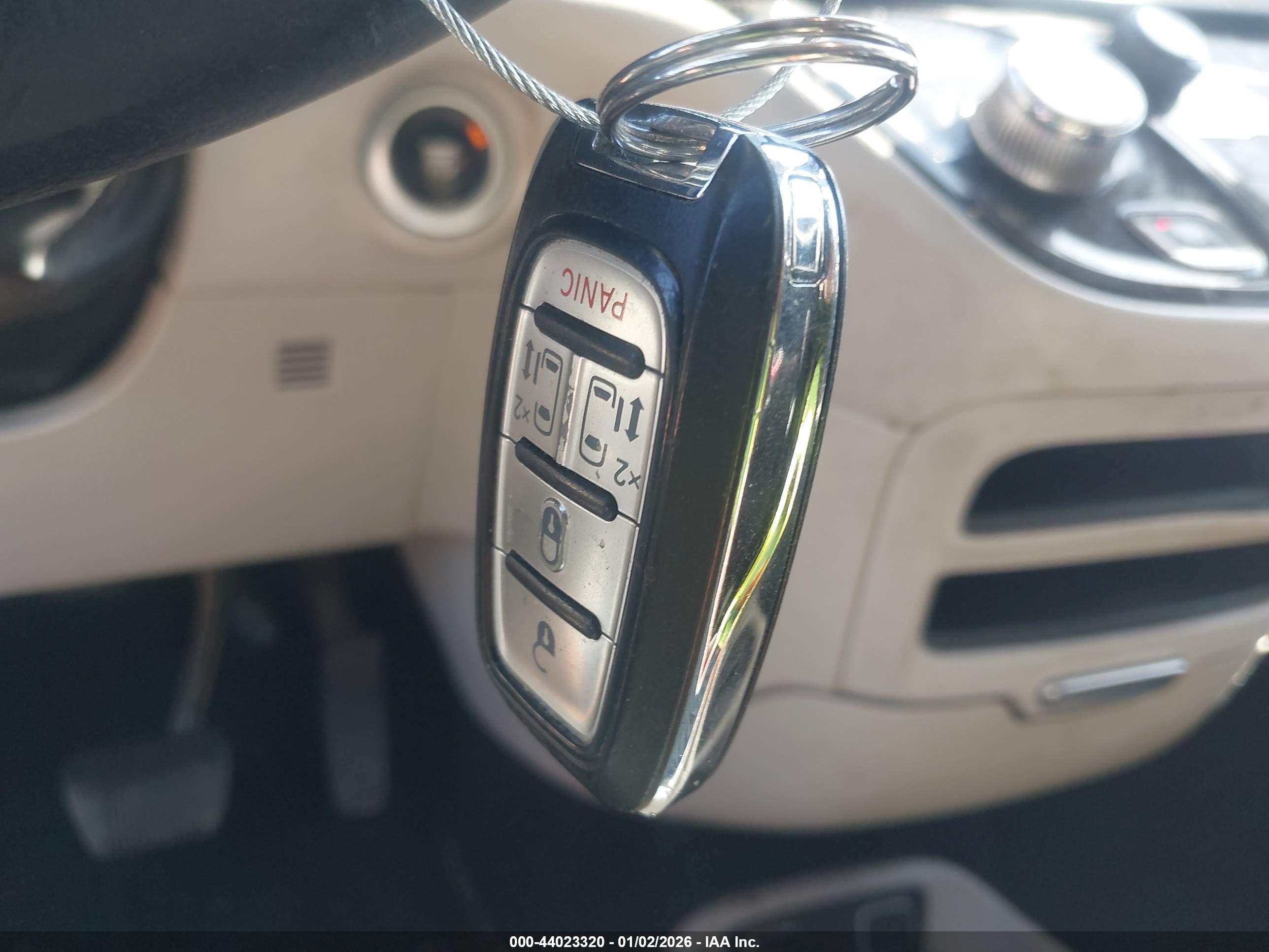 CHRYSLER PACIFICA image 11