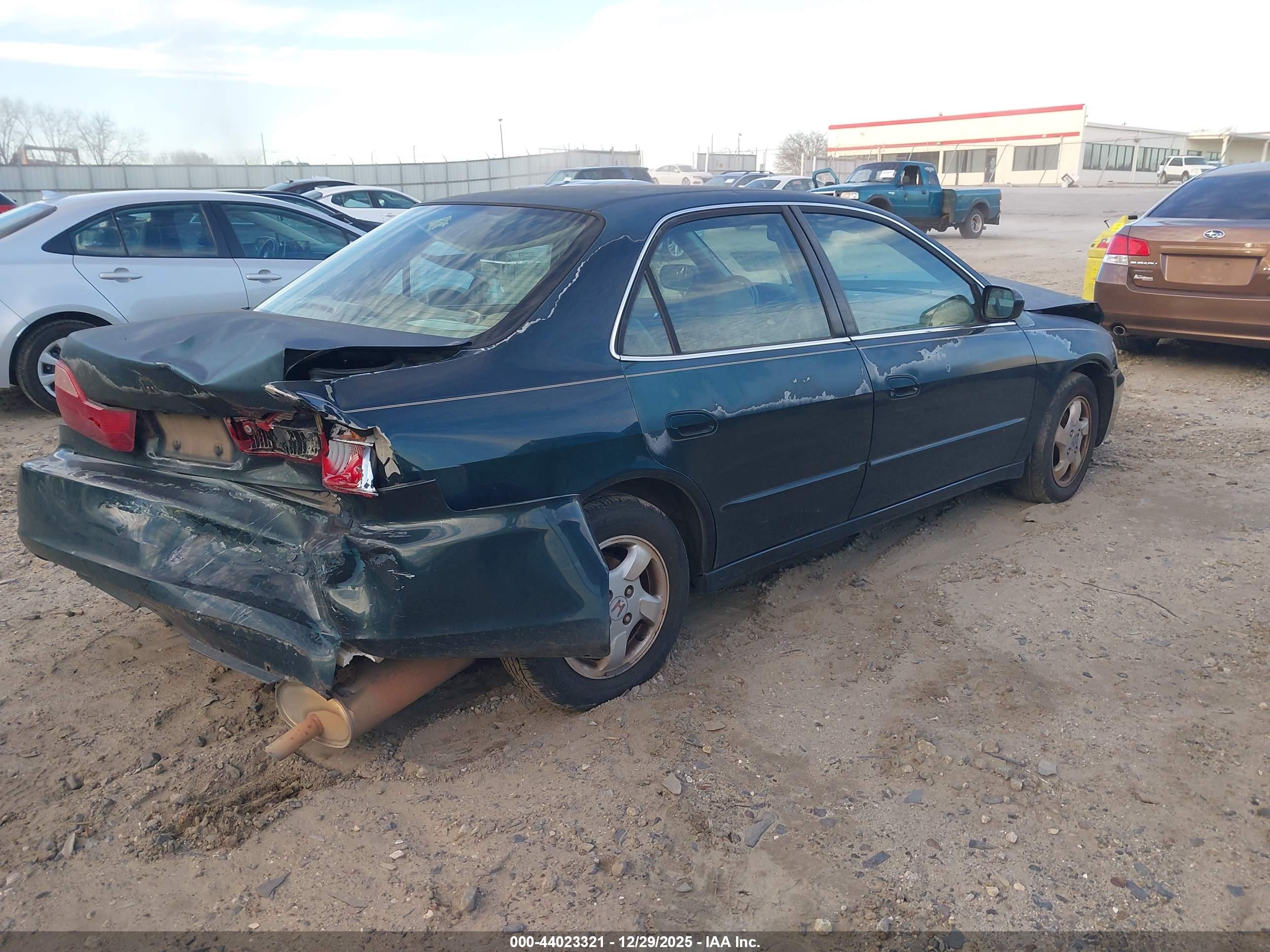 HONDA ACCORD image 4