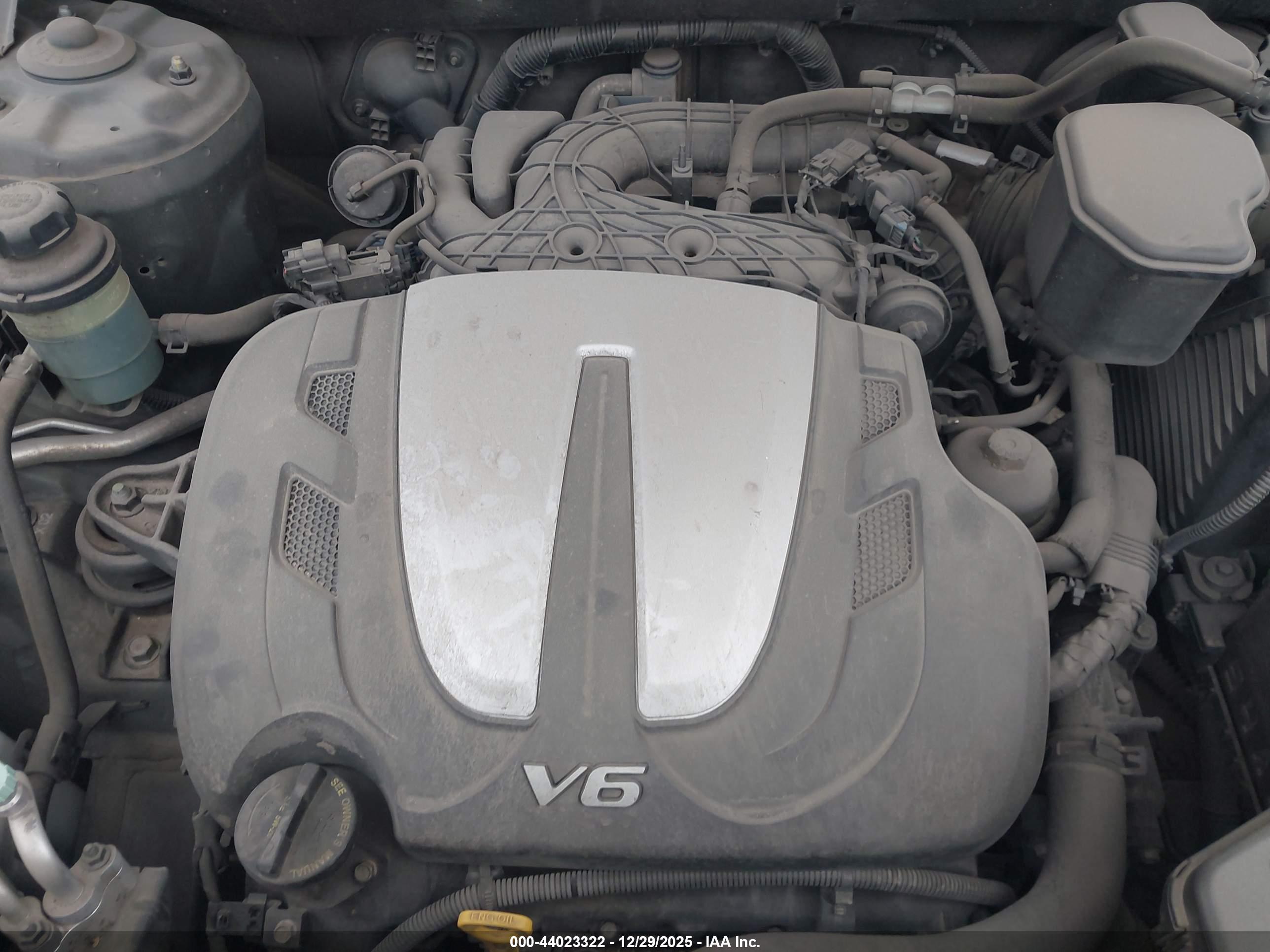 HYUNDAI SANTA image 10